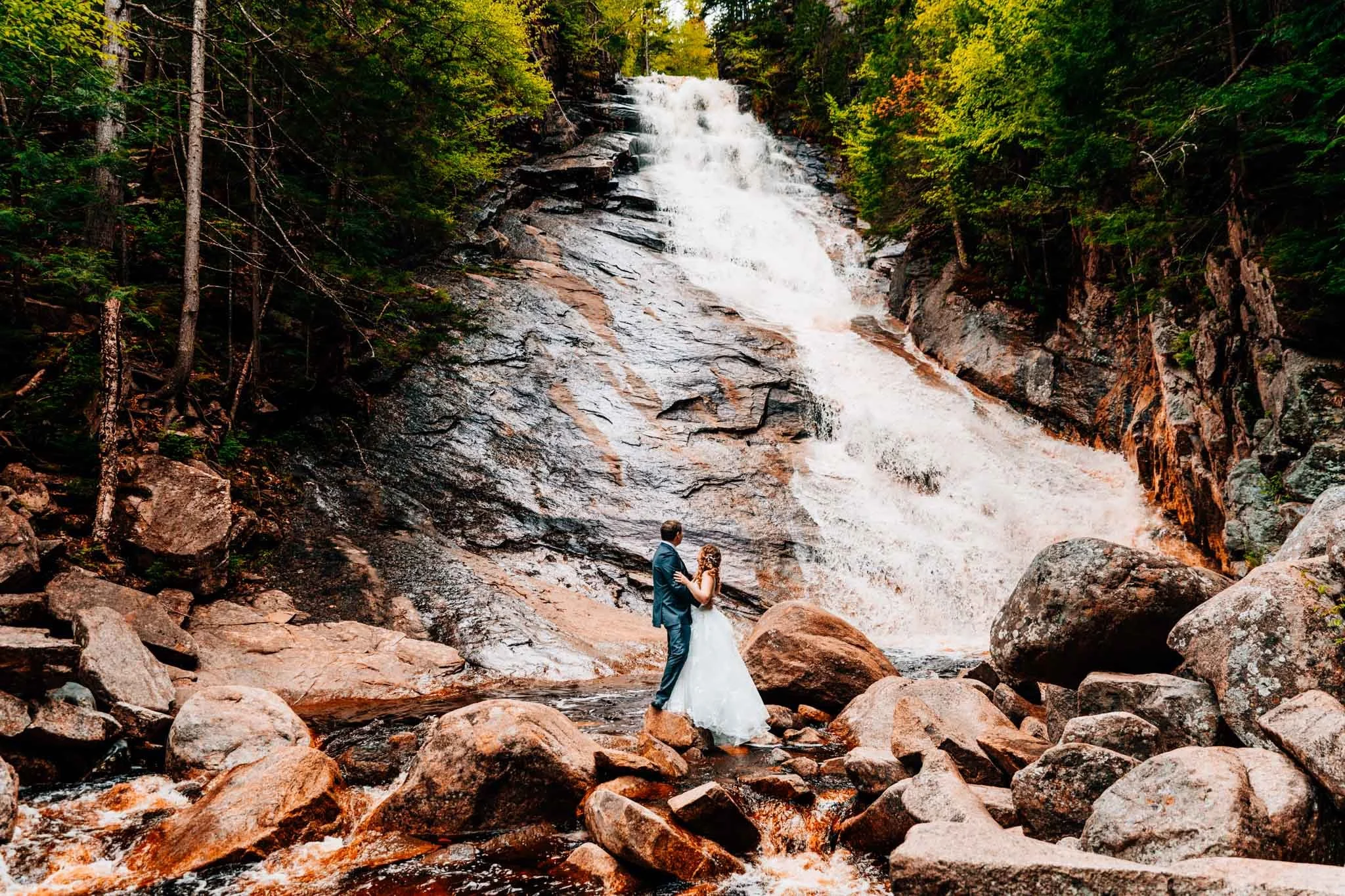 Colorado elopement photographer capturing mountain wedding