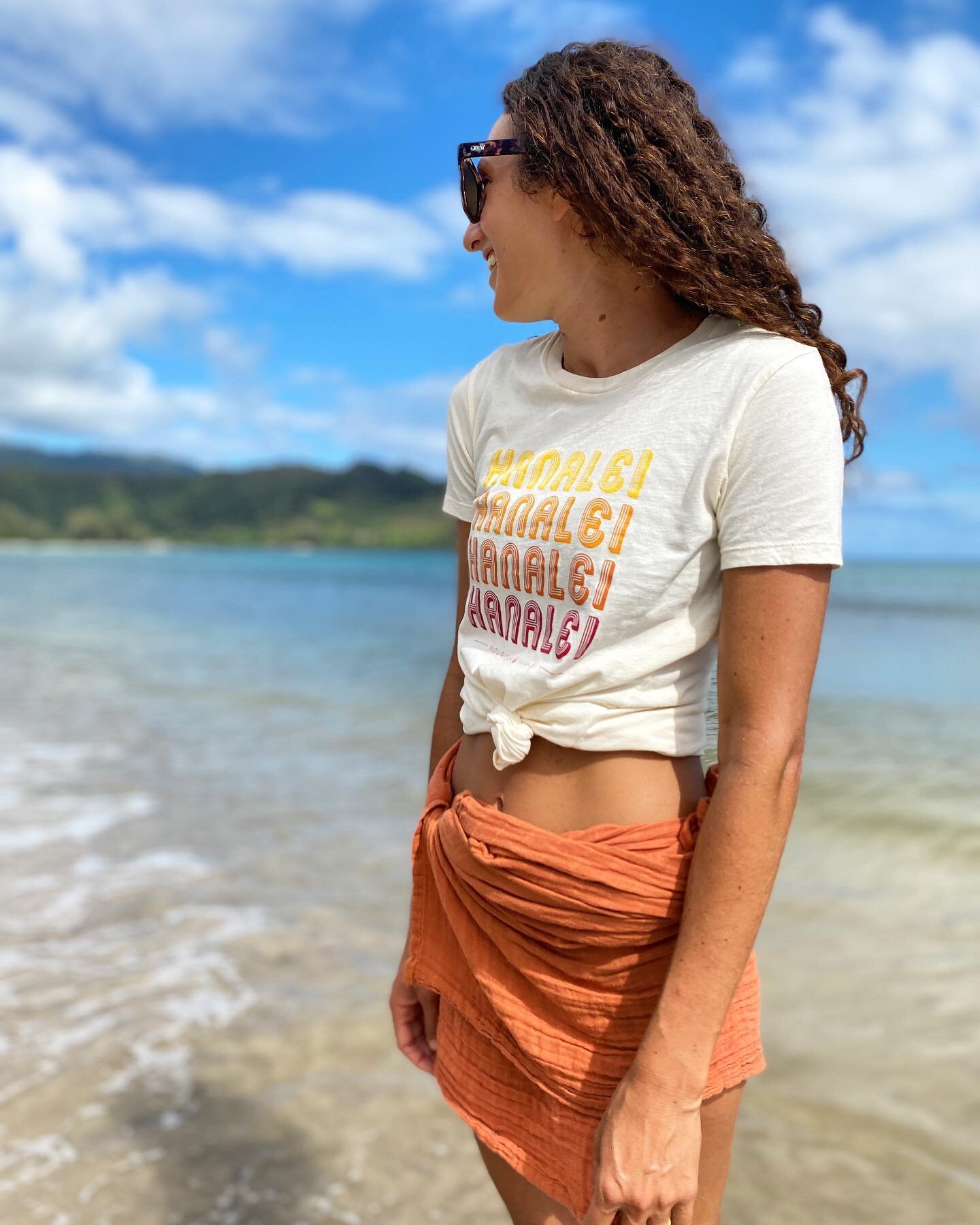 Hanalei 🧡tee available in our online shop ✌🏽see you at the farm stand tomorrow 11-3pm