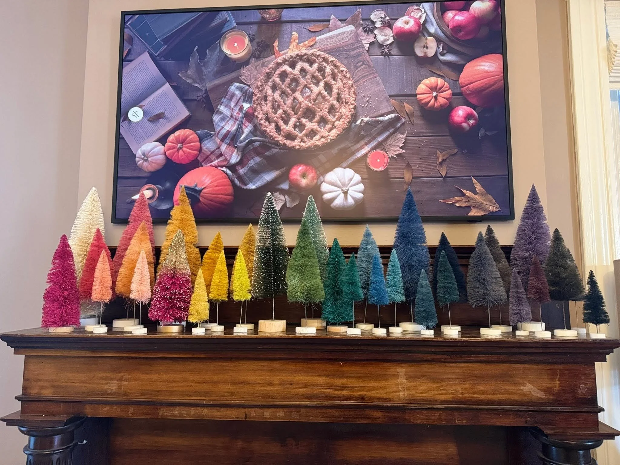 We had the best time decorating our client's homes for the holidays and are absolutely obsessed with this client's beautiful mantles!