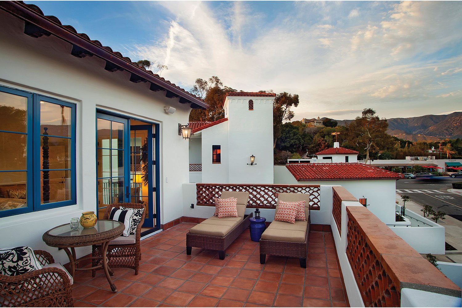 montecito-rooftop-deck.jpg