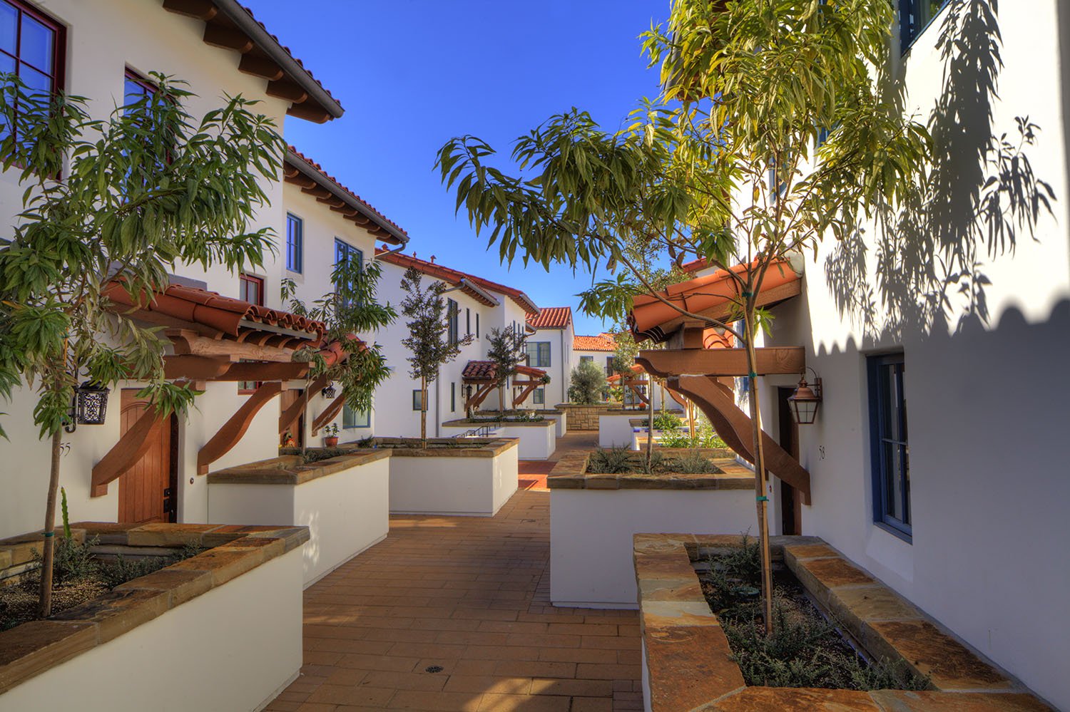 cottage-housing-riviera-spanish-courtyard.jpg