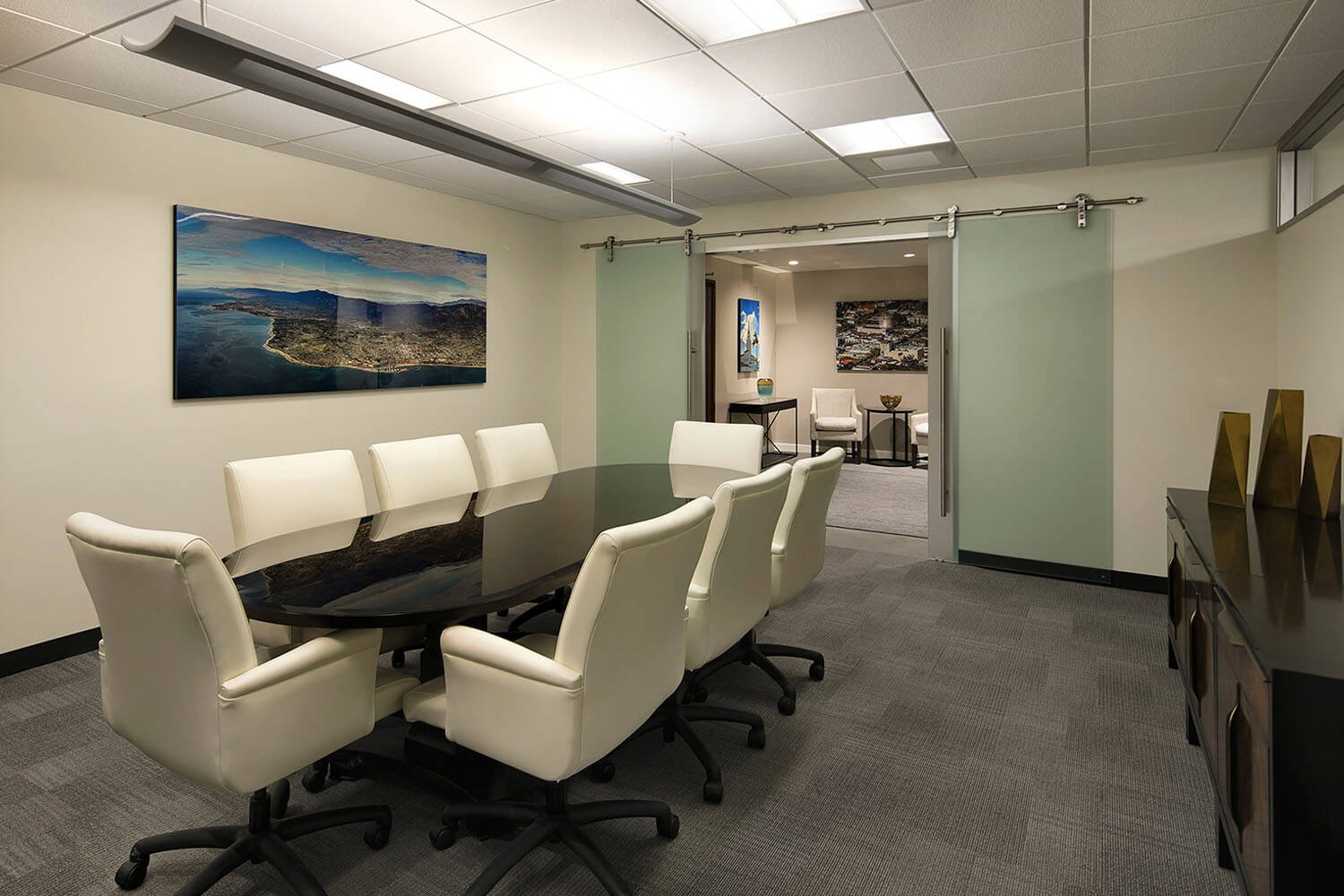 investec-office-design-conference-room.jpg