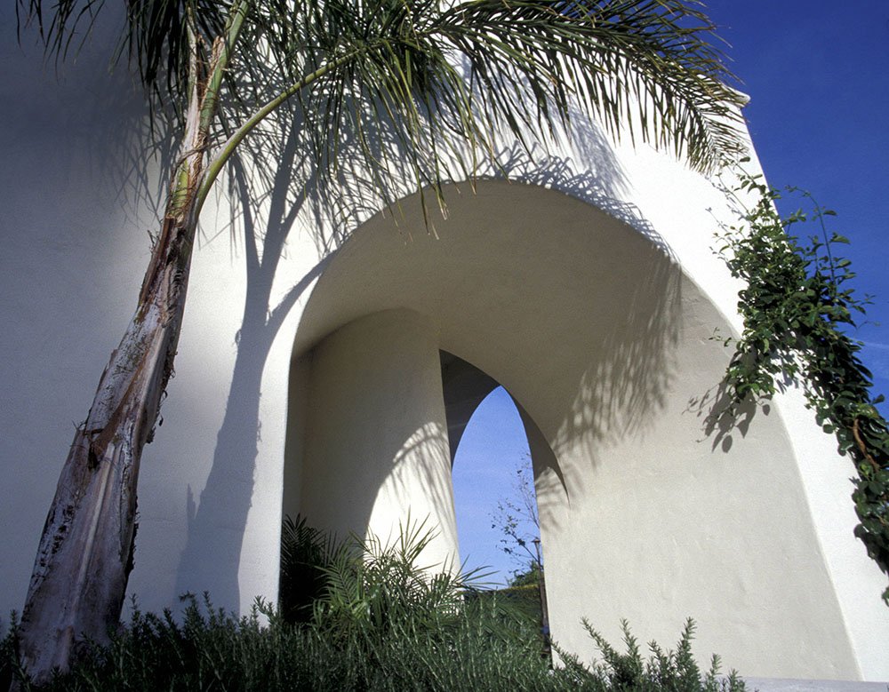 santa-barbara-bank-trust