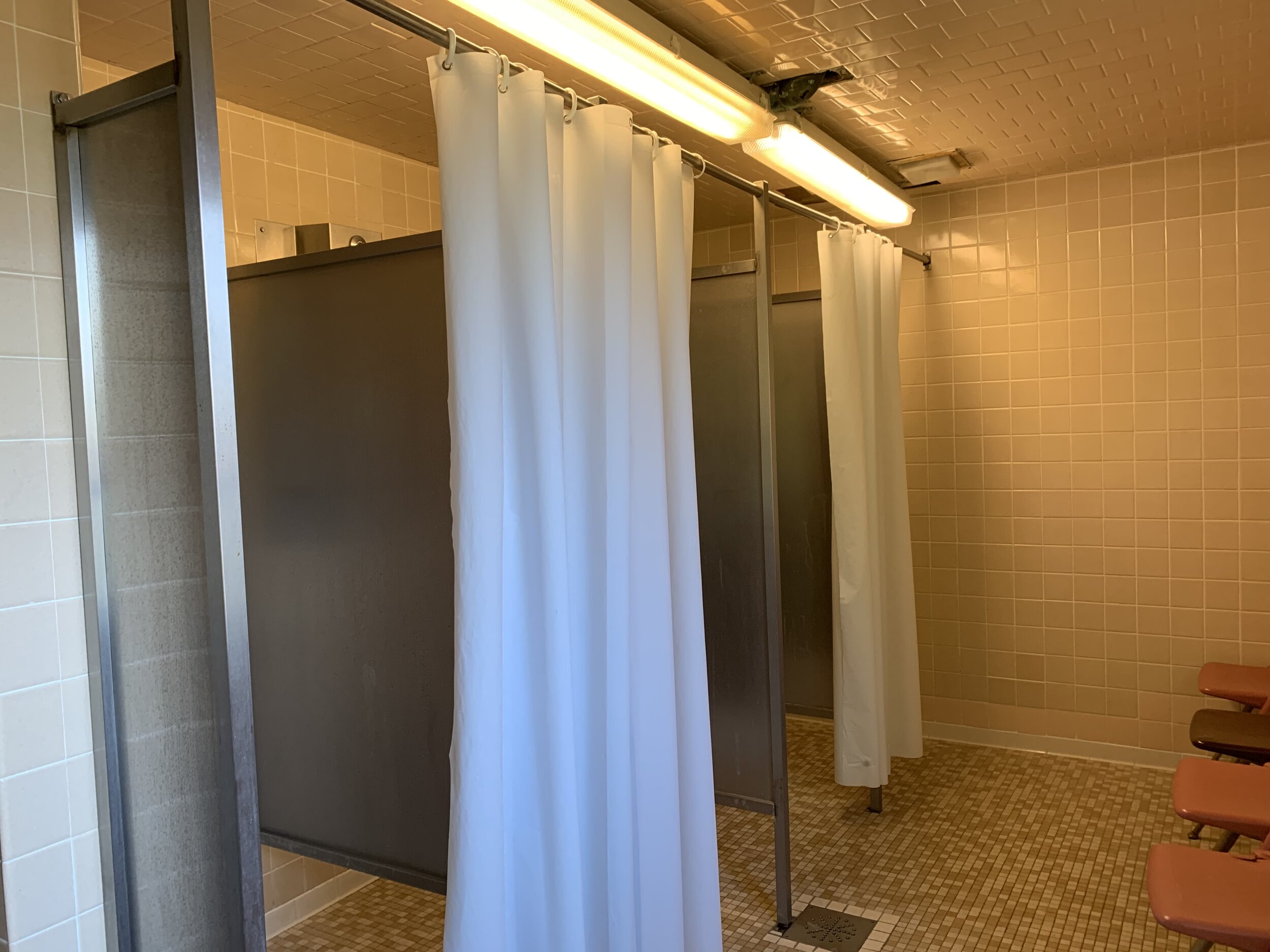 9 Witzel Hall Bathroom.jpg