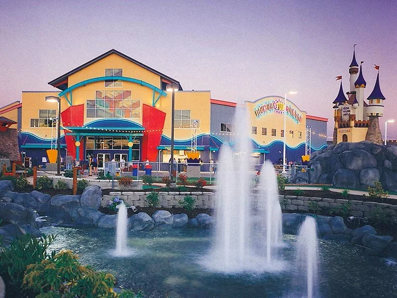 Family Fun Center.jpg