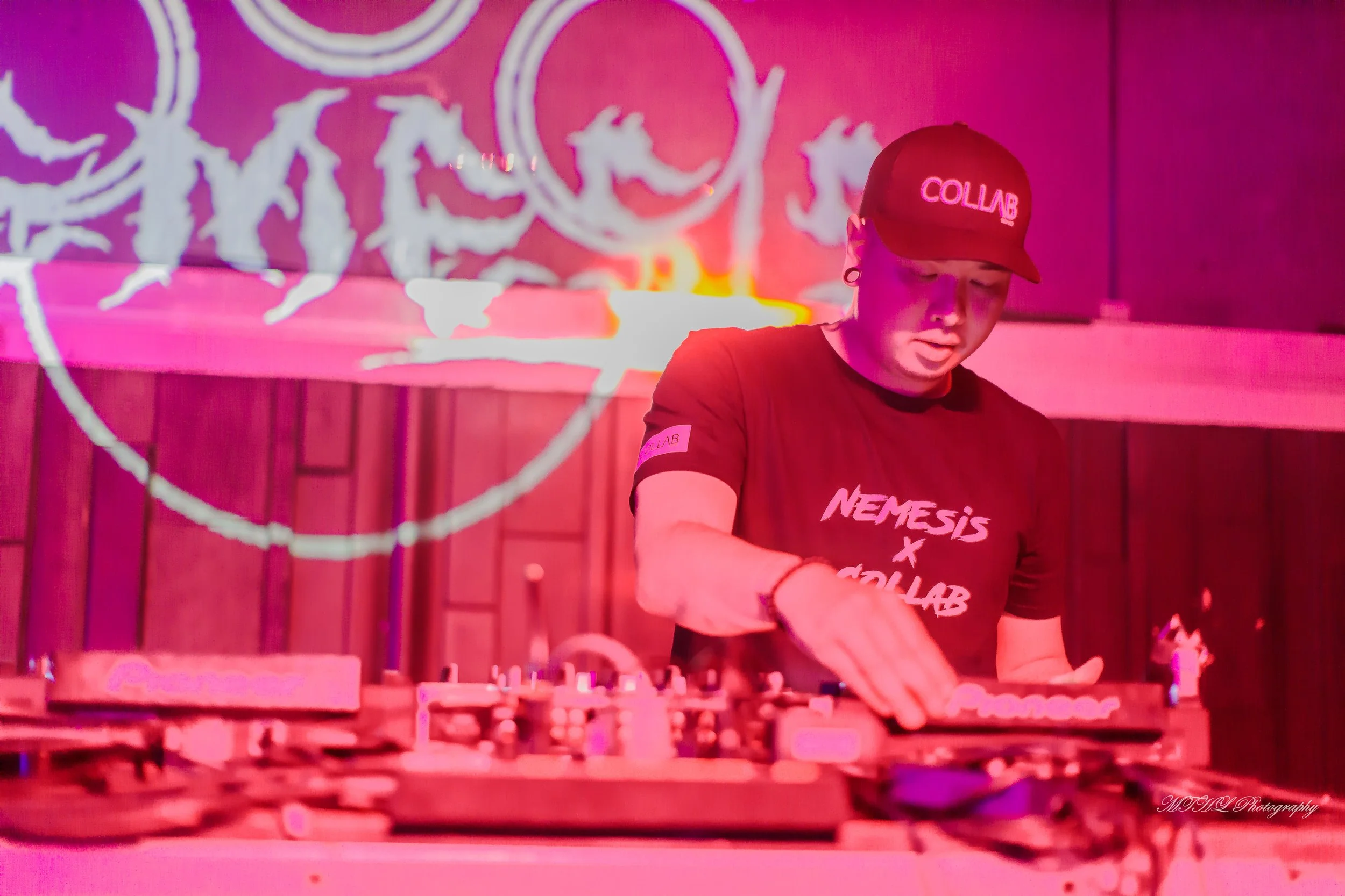 White elephant collab n3m3sis 113.jpg