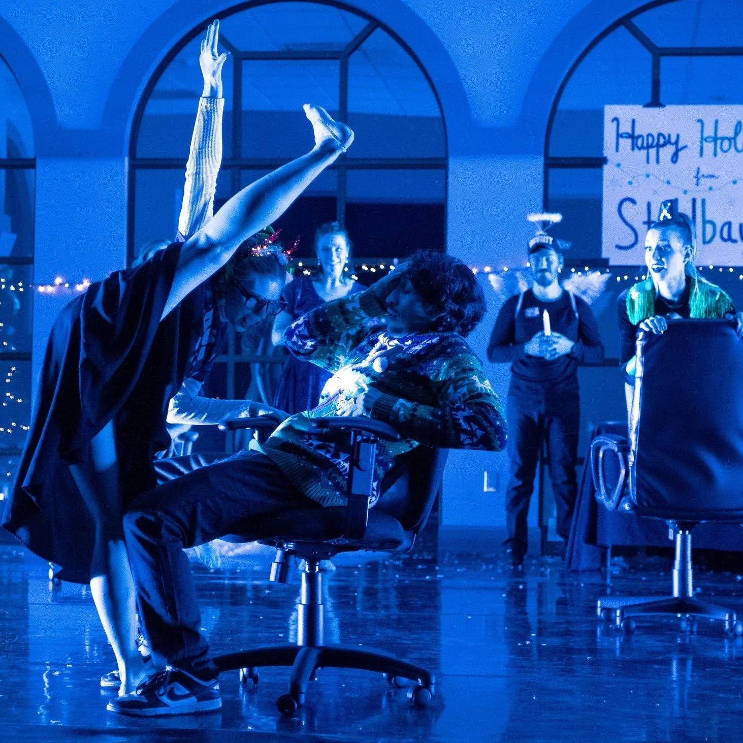 We're officially SOLD OUT for Tuesday night of Cracked Nuts!

🎄LIMITED SEATS REMAINING FOR MONDAY, DEC 29 🎄Get them while you still can!

🎟 https://www.deosballet.com/store/cracked-nuts-food-drinks-and-not-your-mothers-nutcracker

📸 @raynard.imag