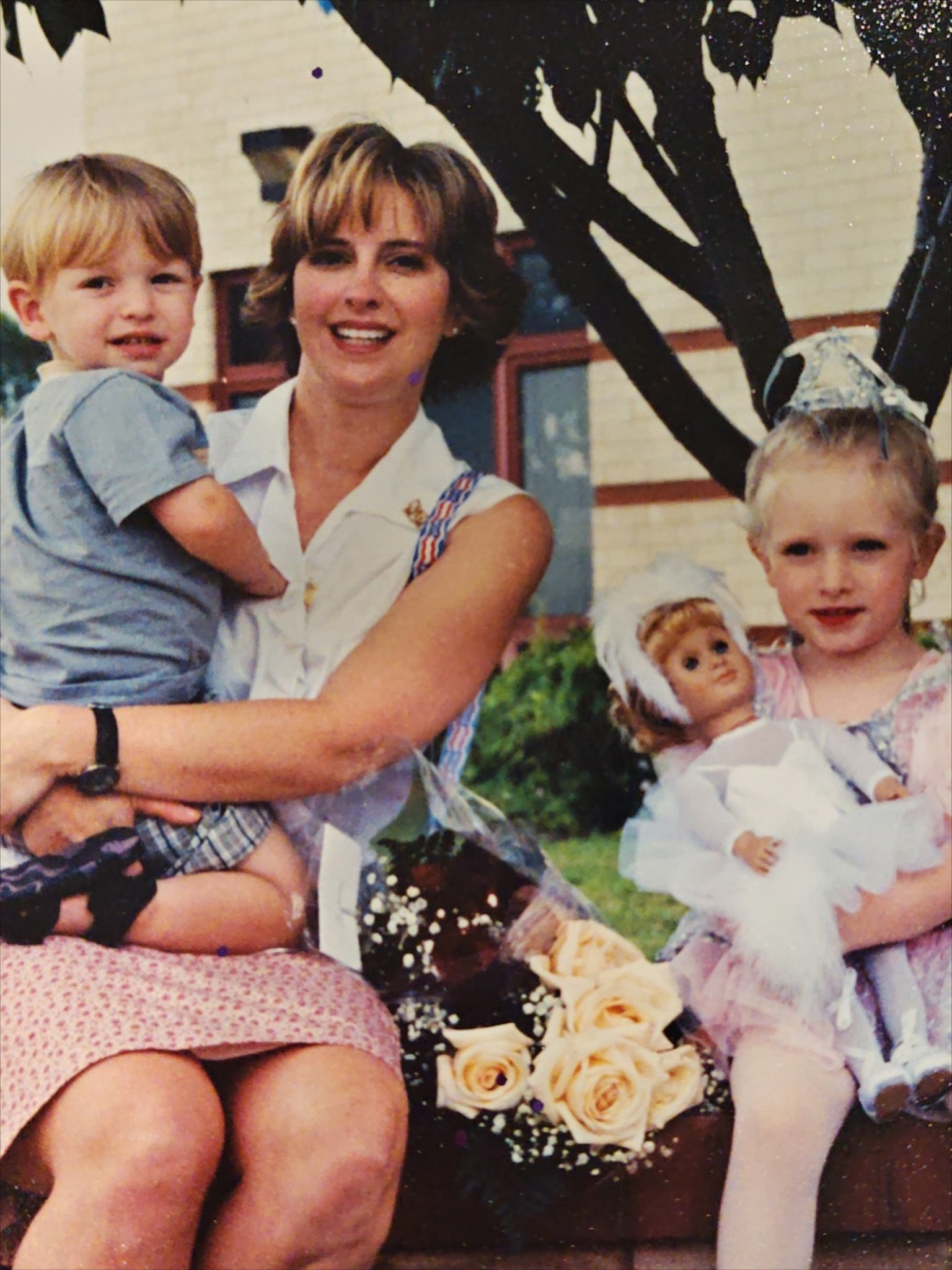 And a Happy Mother&rsquo;s Day to the dance moms 🥹 Supporting your daughters as they followed their dreams, trained late nights, and wore many sequined tutus.

See if you can guess which Deos Company Dancer is pictured! (Answers below)

Isabelle and