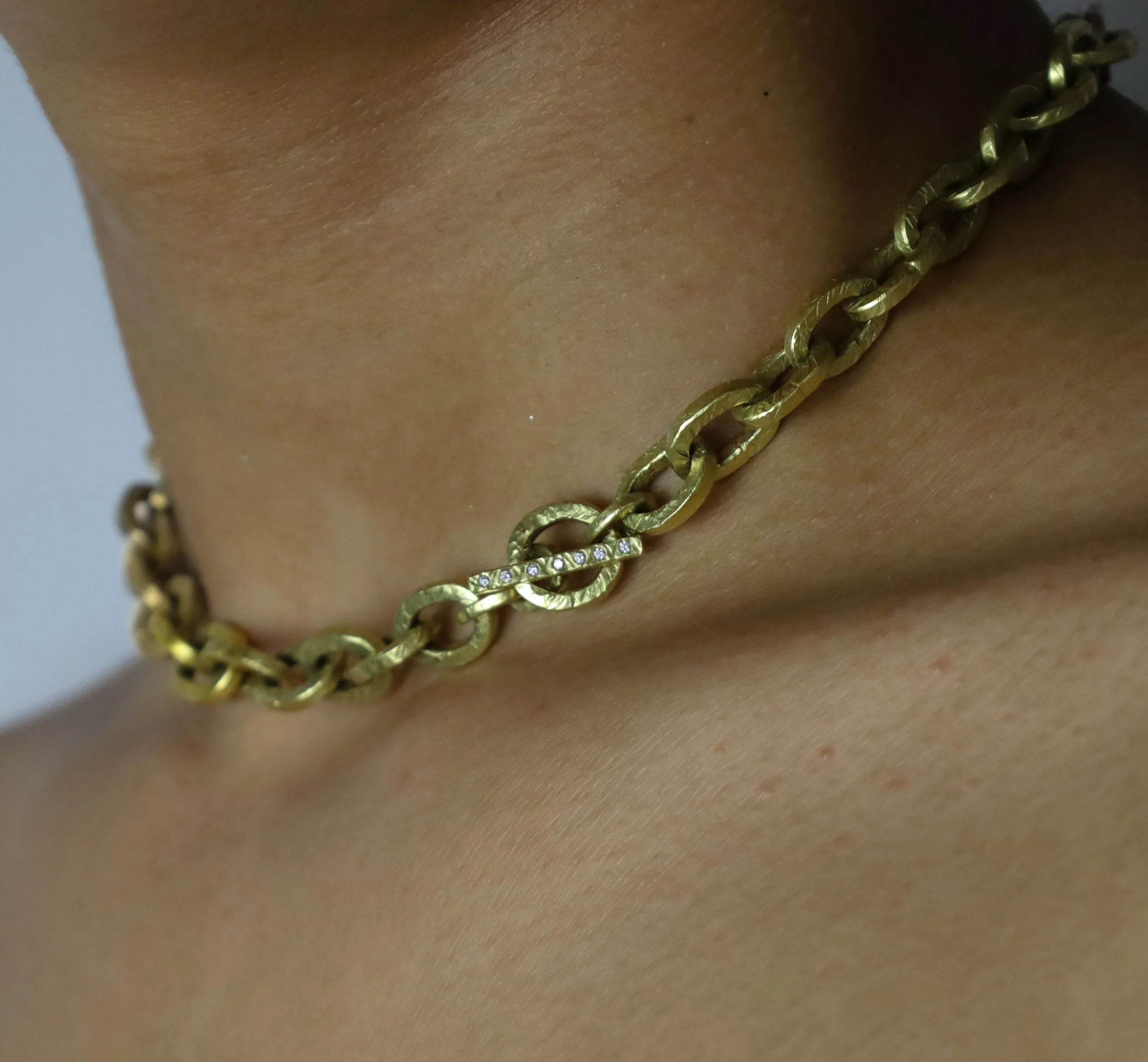 18 karat yellow gold link and diamond necklace by nelly.jpg