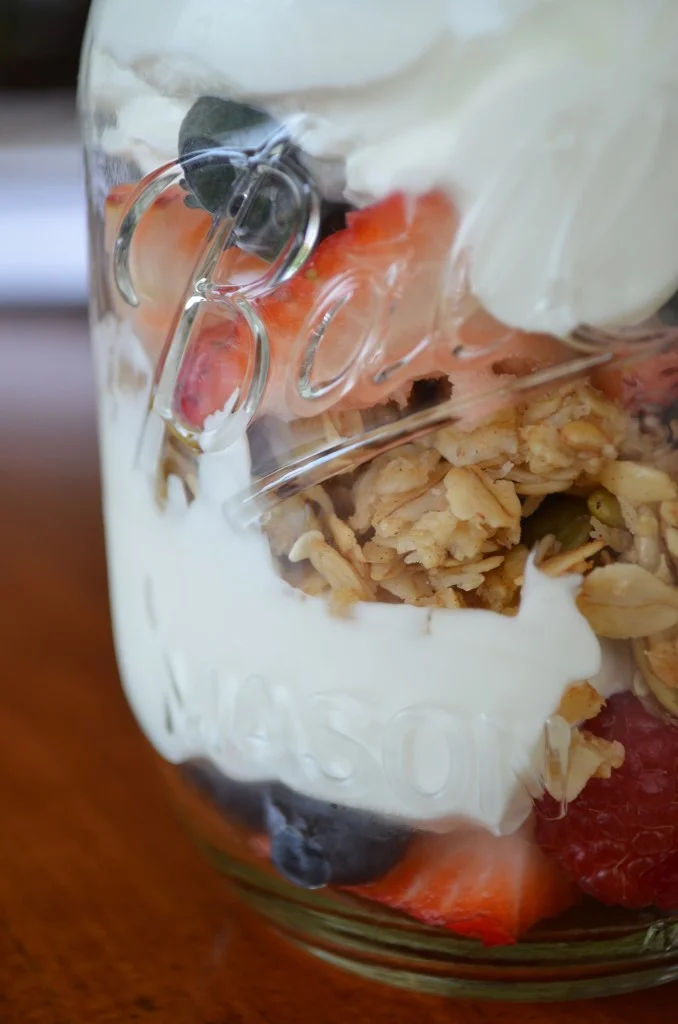 Breakfast-To-Go-Parfaits