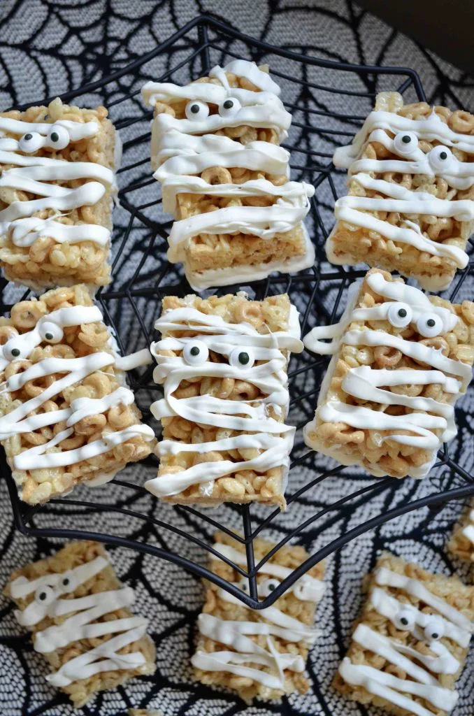 Mummy Rice Krispie Treats