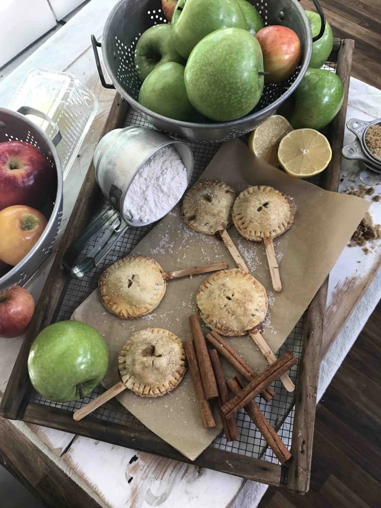 Apple Pie Pops