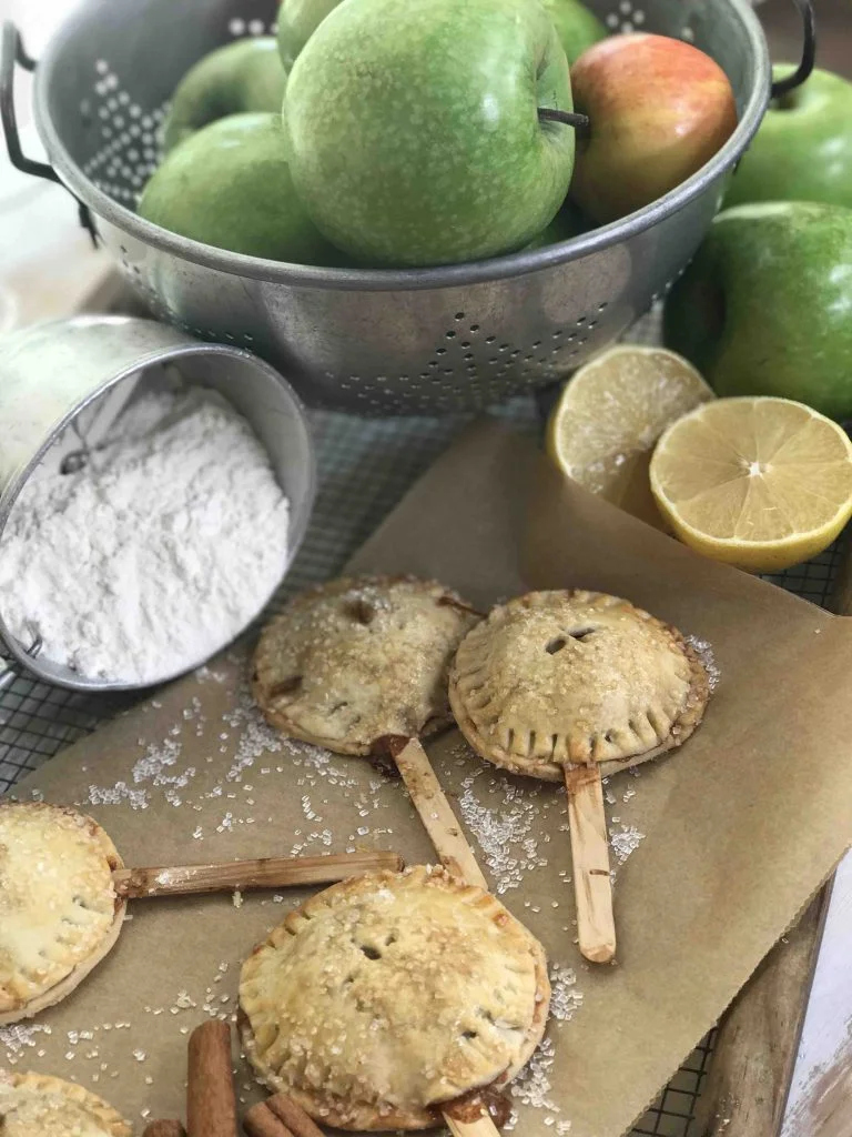 Apple Pie Pops