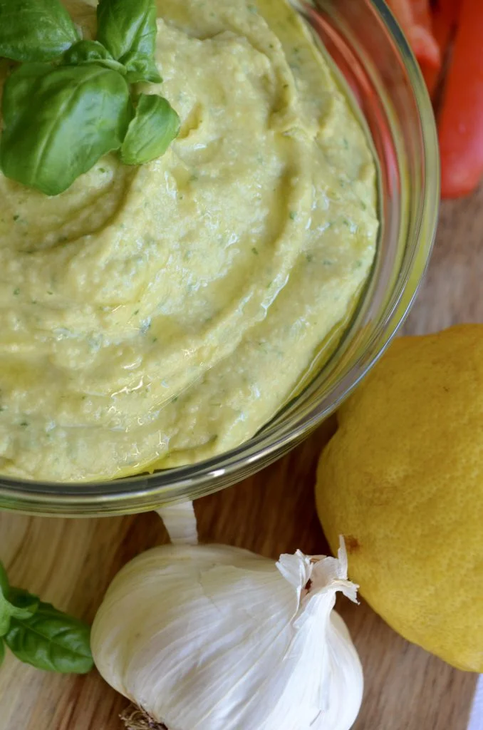 Lemon and Basil Hummus