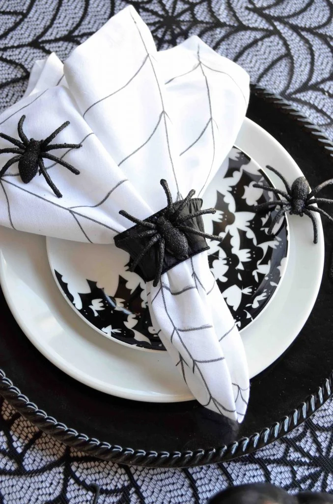 Spiderweb Napkins With Sparkly Spider Napkin Rings