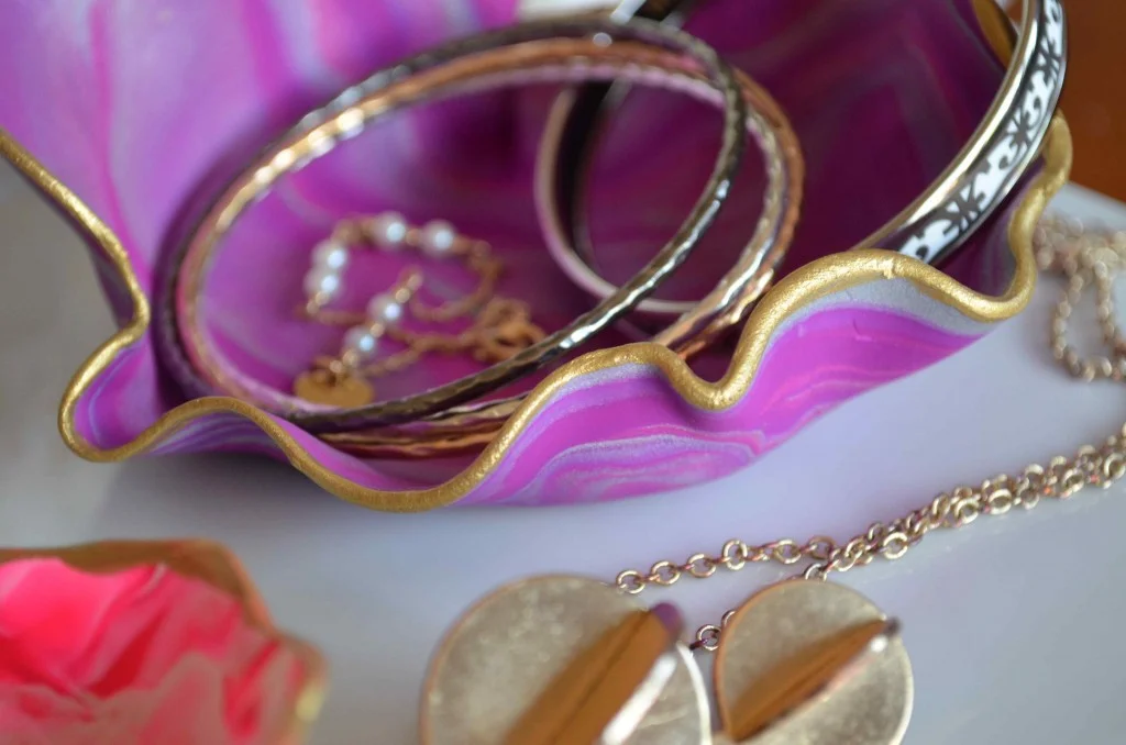 DIY Marbled Jewelry Holder