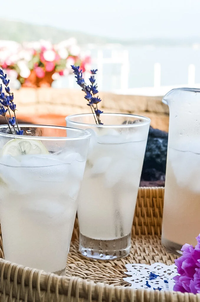 Homemade Lavender Lemonade 