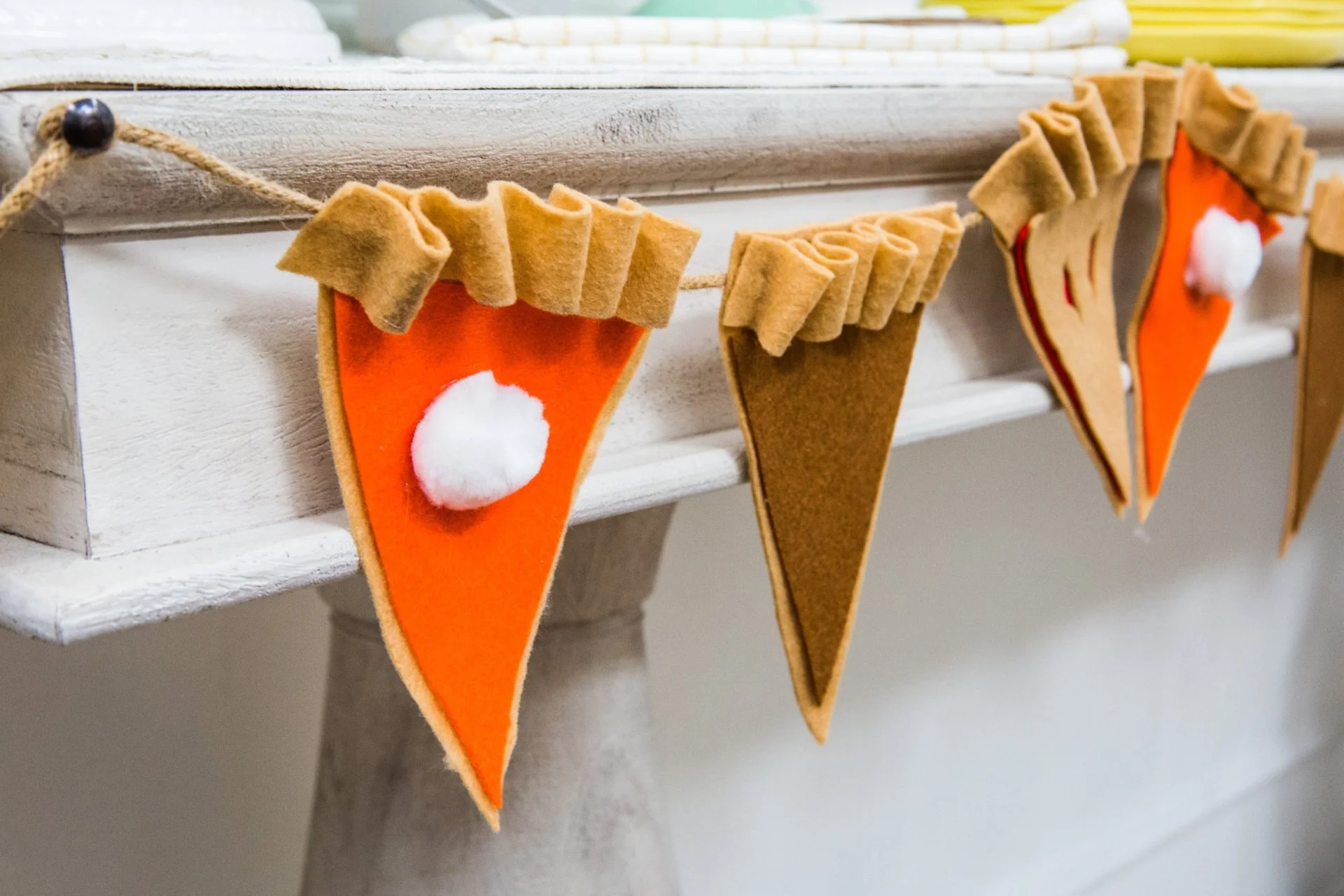 DIY Pie Garlands and Placemats — From Scratch with Maria Provenzano