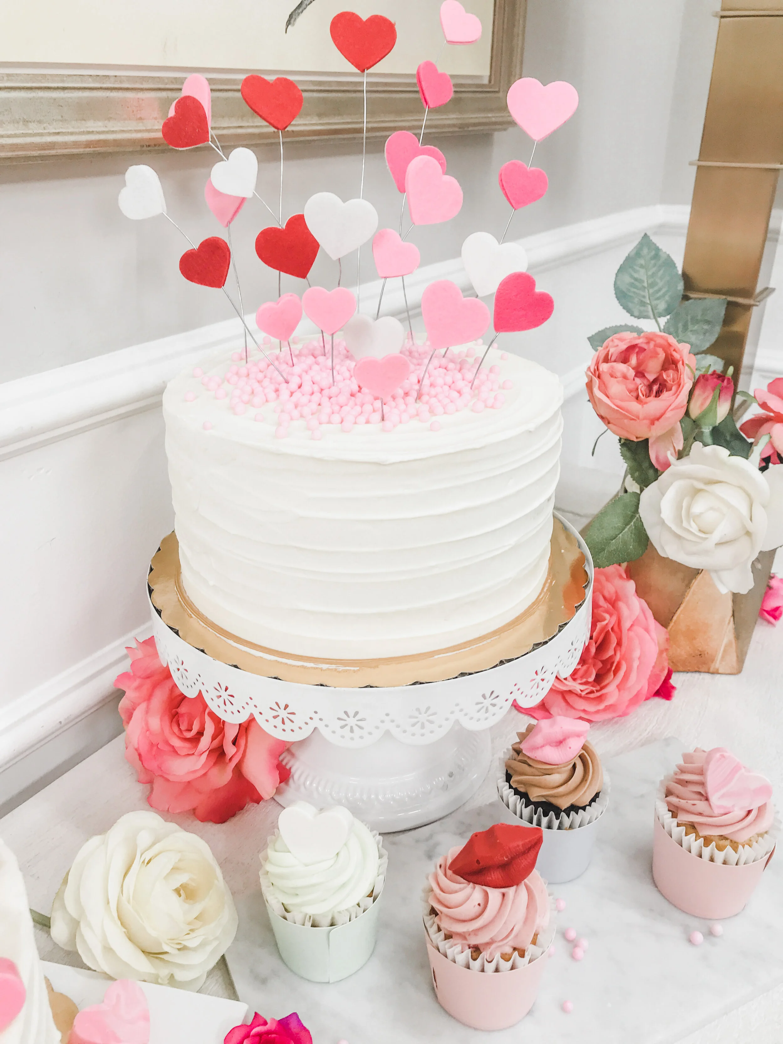 DIY Valentine Cake Toppers 