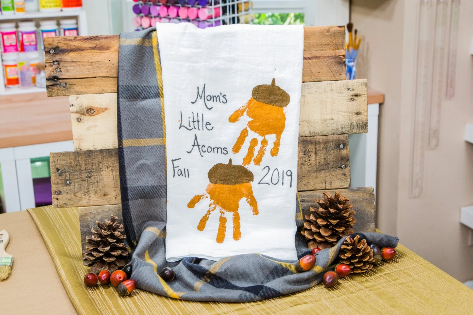 DIY Handprint Acorn Towel 