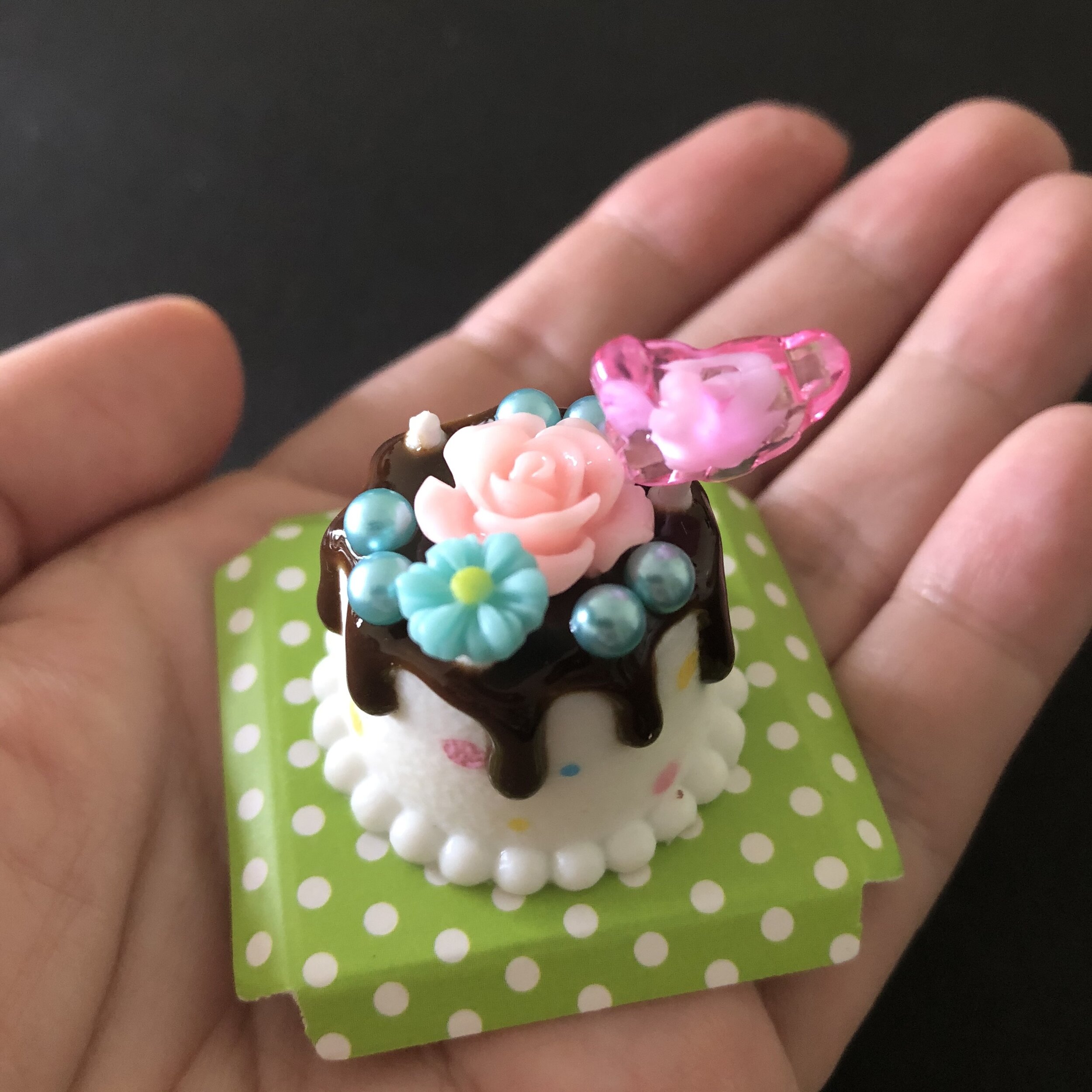 Set of 5 Mix Round Cake Blossom Rose Top Dollhouse Miniatures Food Deco 2.20 cm 