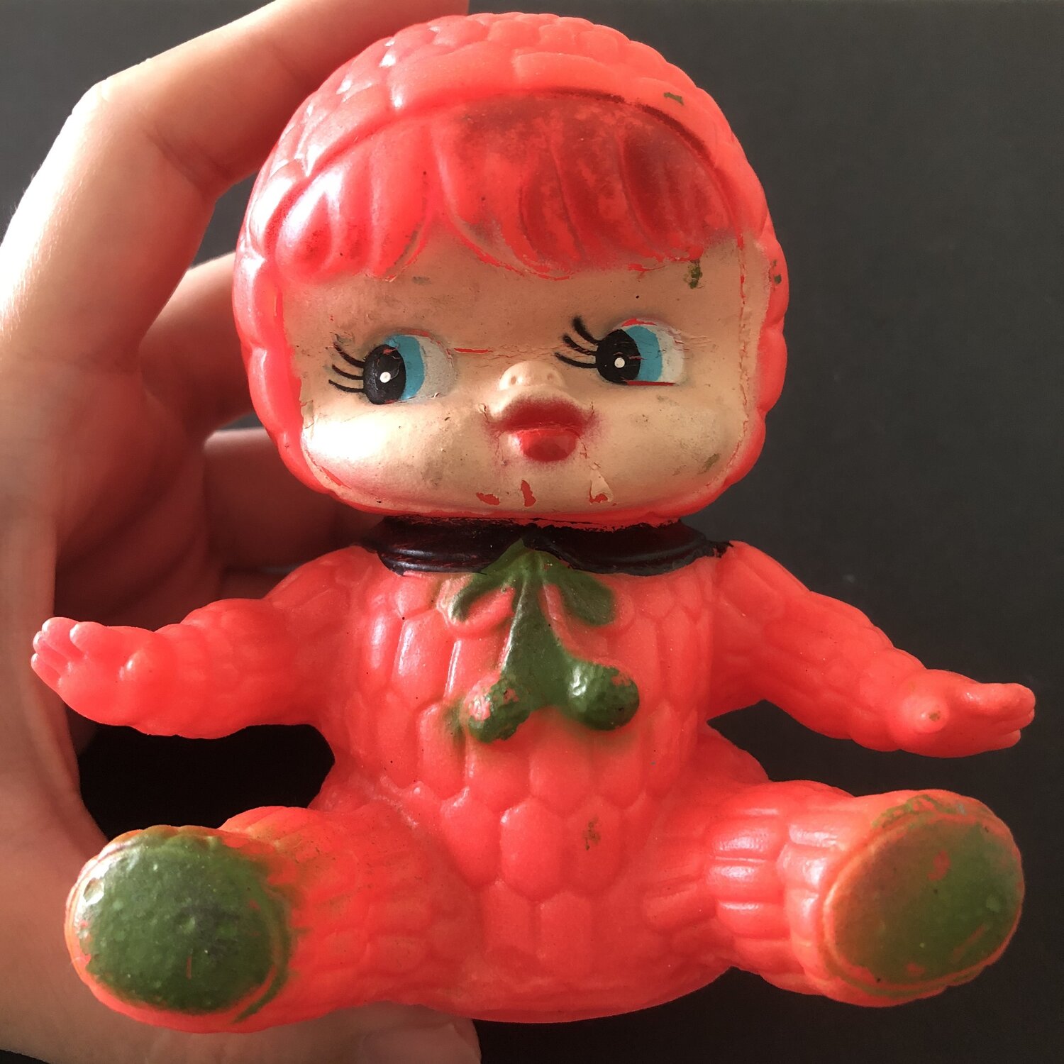Vintage 1970s rubber squeaky baby doll toy — Craftcheesefactory.com