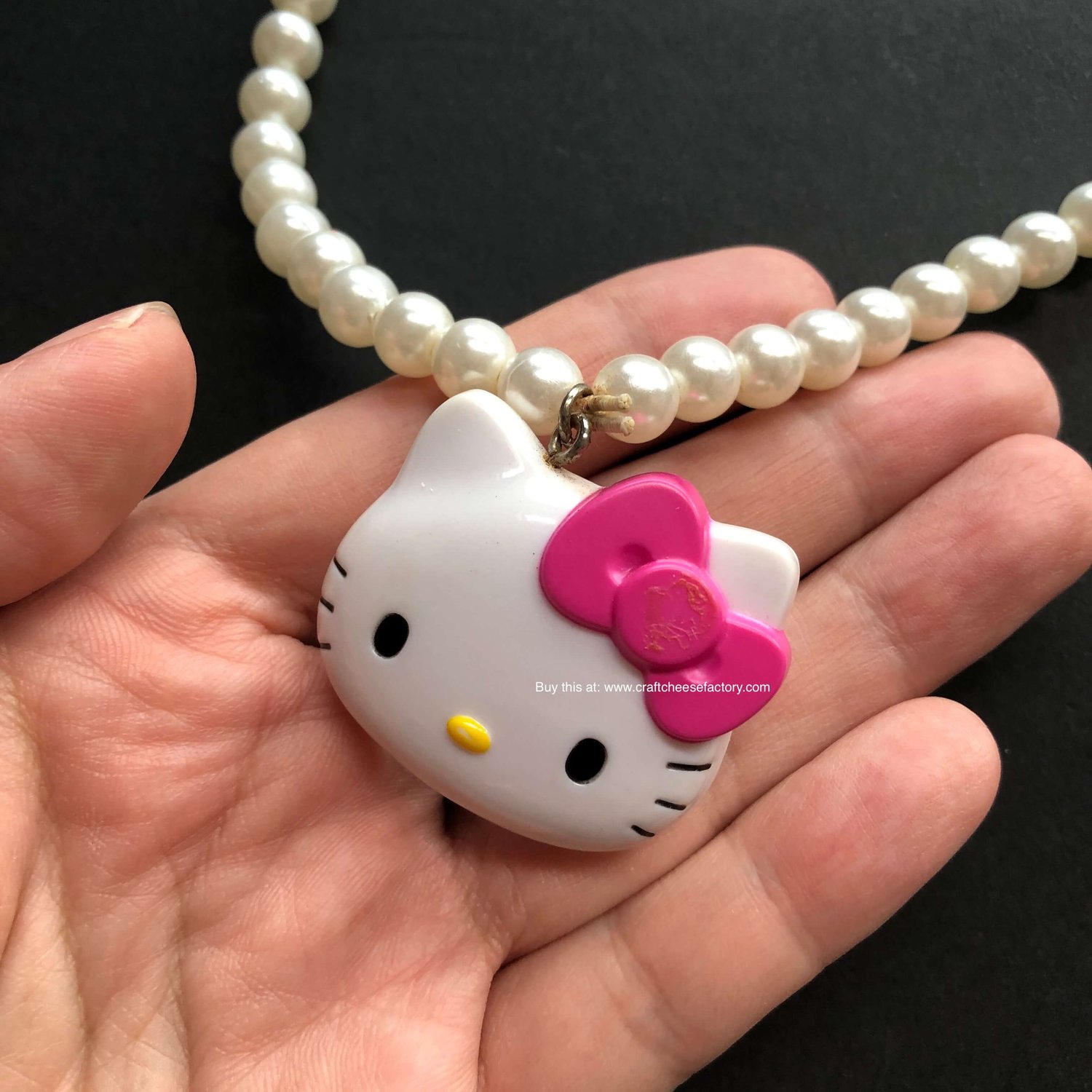 Kitty figural children's pendant faux pearl necklace choker — Craftcheesefactory.com