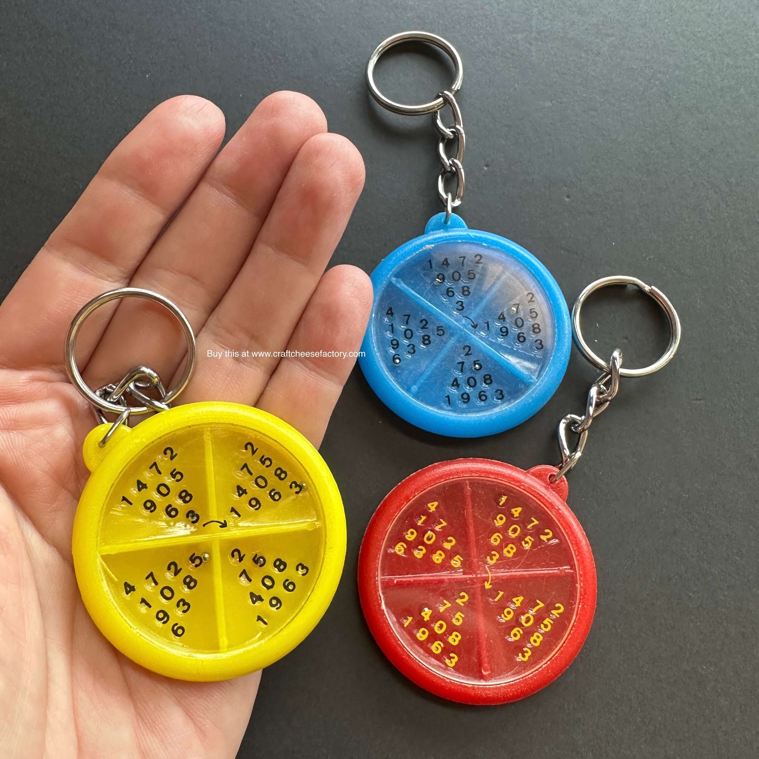 Vintage dexterity game keychain keyring —