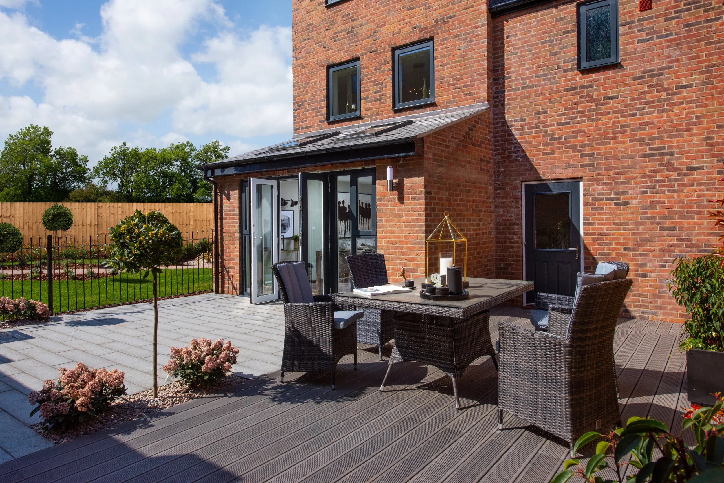 BC-DarwinGreen-External-Elsworth-4bed 001.jpg