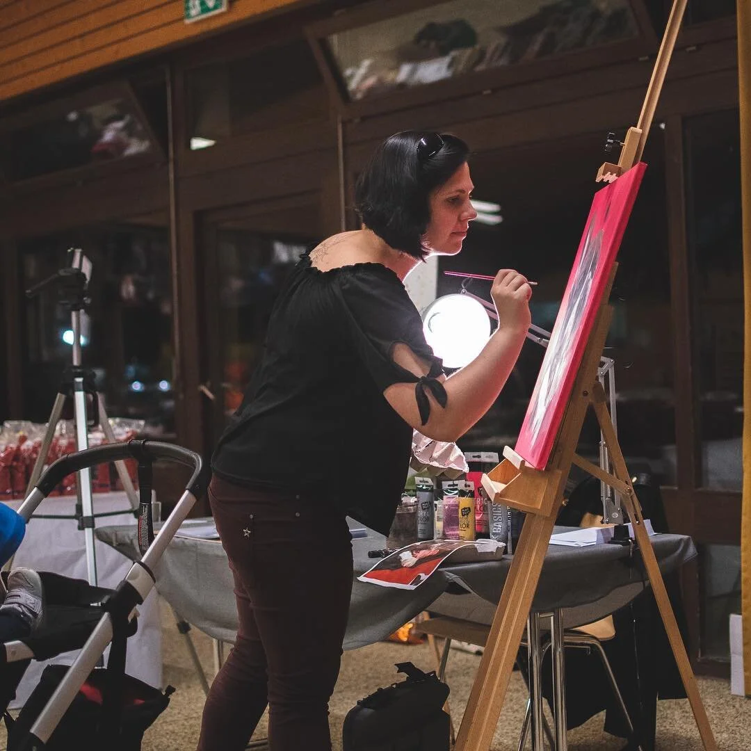 Live painting soirée de charité Bouledogue Attitude Suisse 