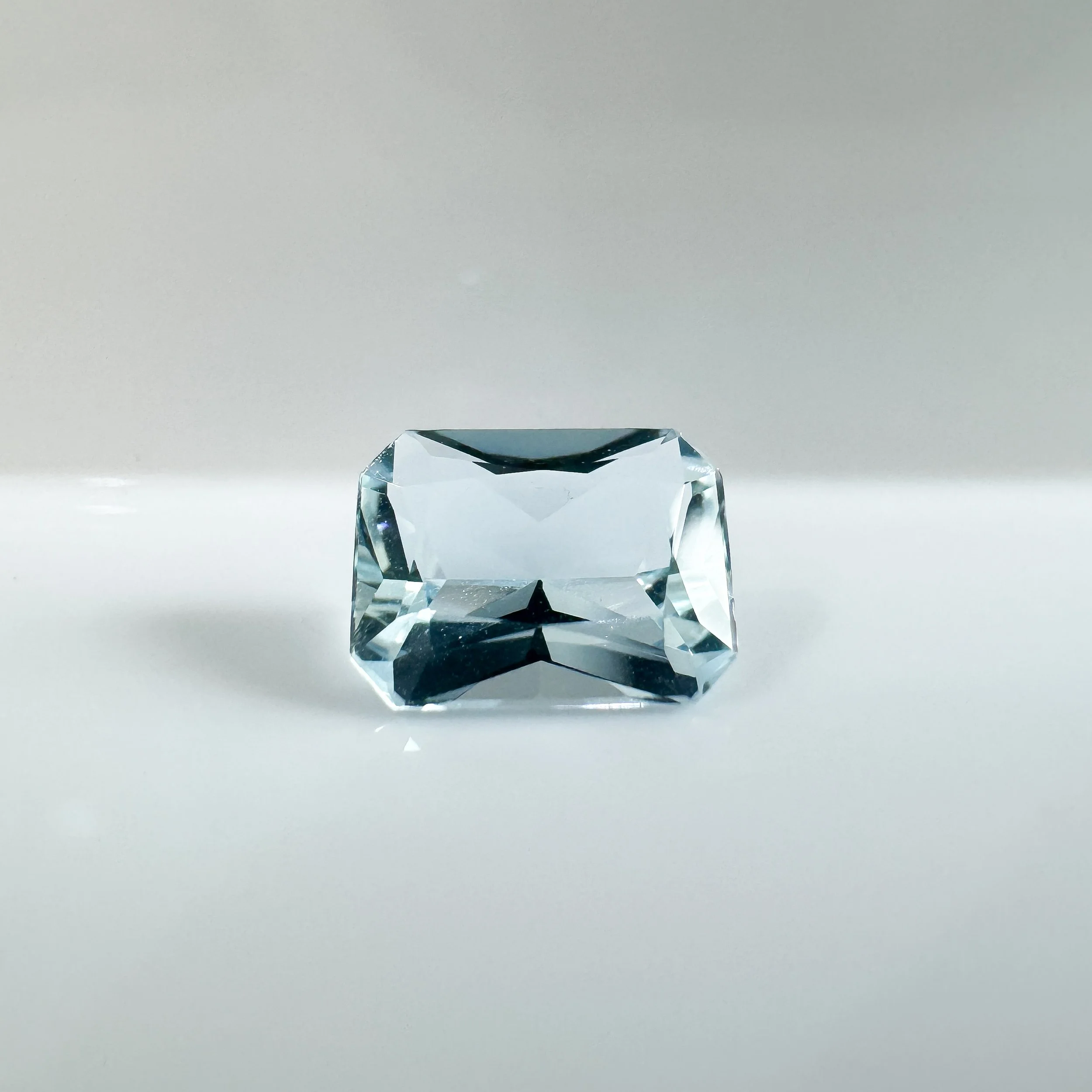 Radiant cut aquamarine