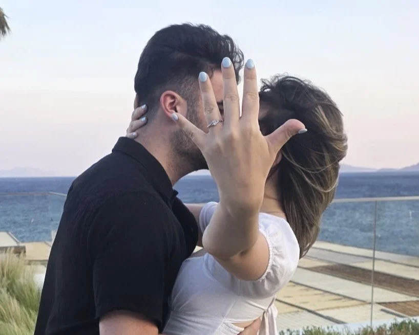 Phoebe's engagement ring