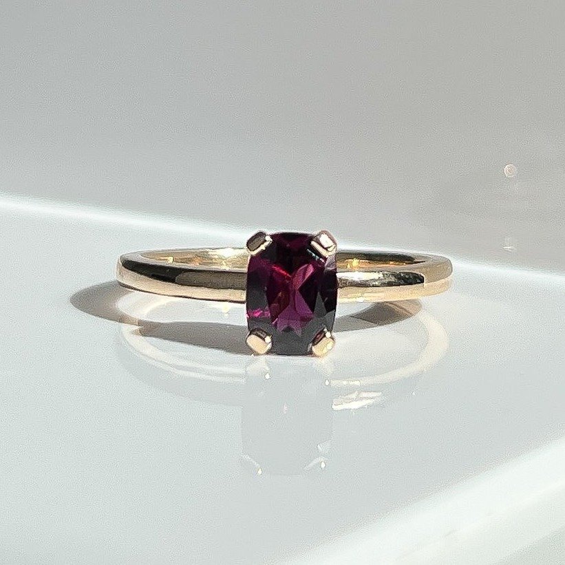 One of Abi&rsquo;s favourite pieces she&rsquo;s designed is this beautiful rhodolite garnet ring, created especially for Margaret.

Margaret and Derek joined Abi at one of our previous Gemstone Events, where they completely fell in love with this ric