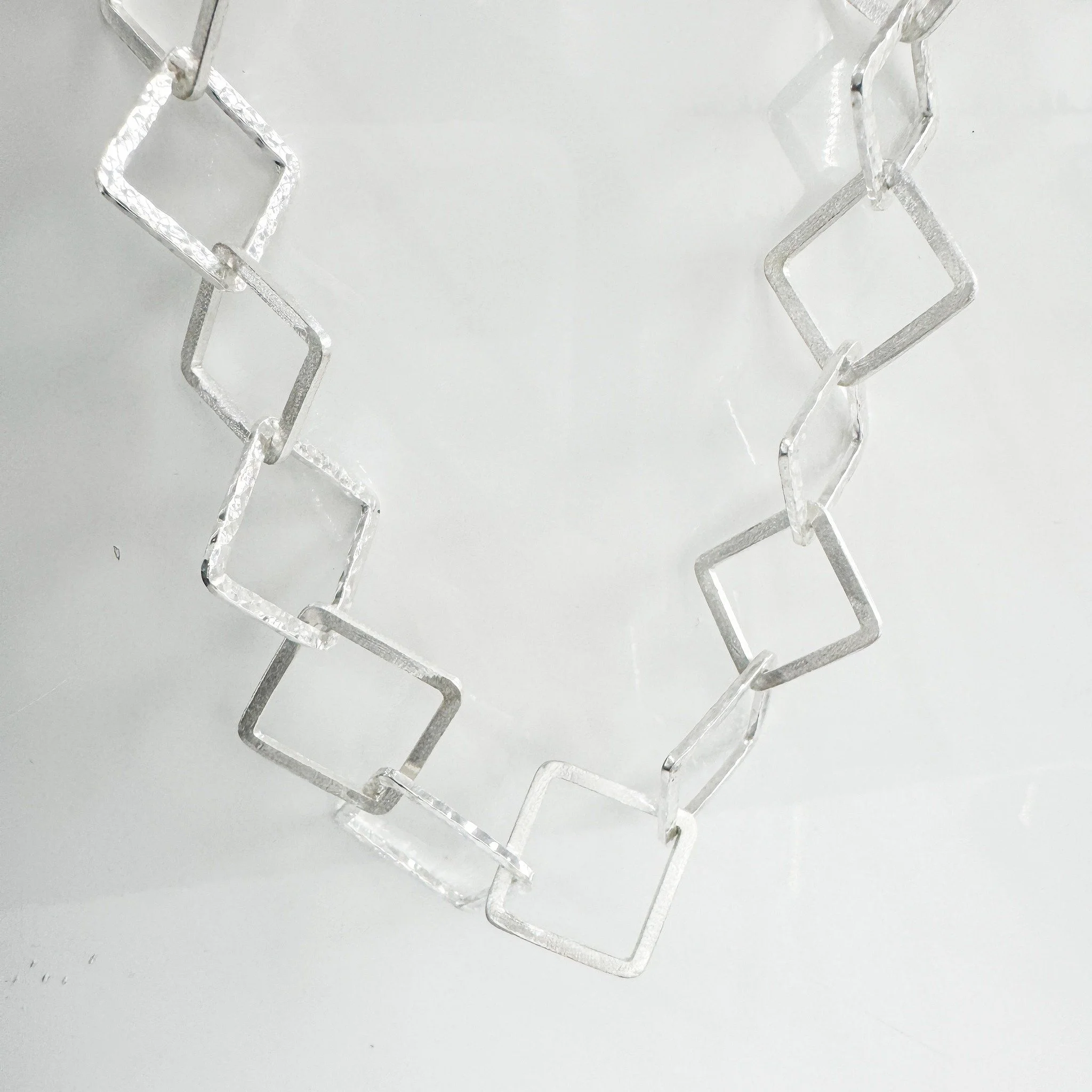 Throwback Thursday to this silver transformation✨

Did you know we don&rsquo;t just melt down and remodel gold? We can also give your old, unworn silver jewellery a completely new lease of life.

This piece was once an old silver necklace, transforme