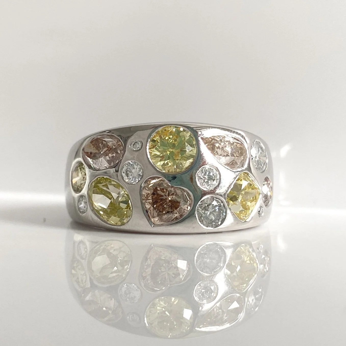 Flush set diamond Ring