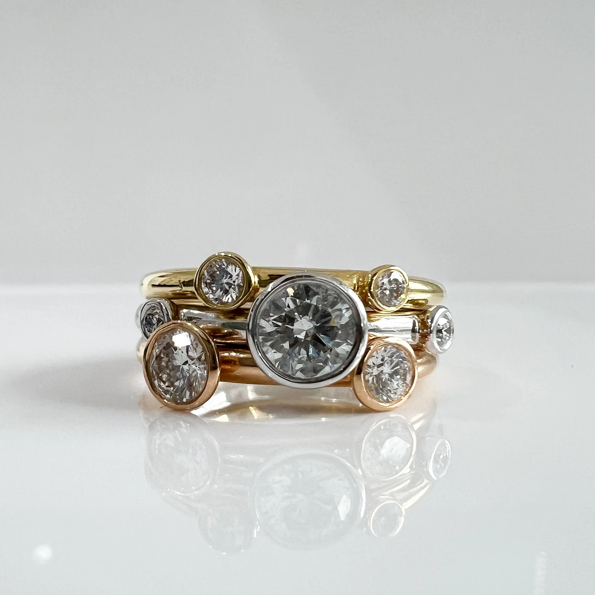 Tricolor diamond stacking ring