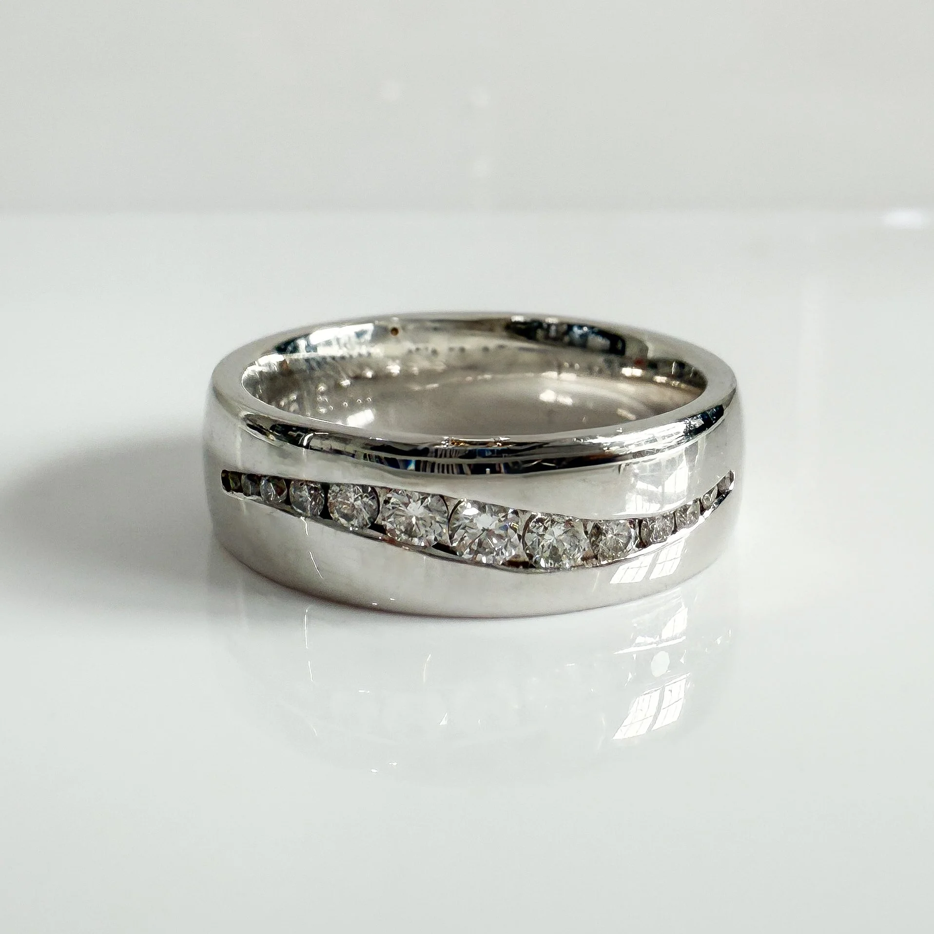 Wave diamond set wedding band