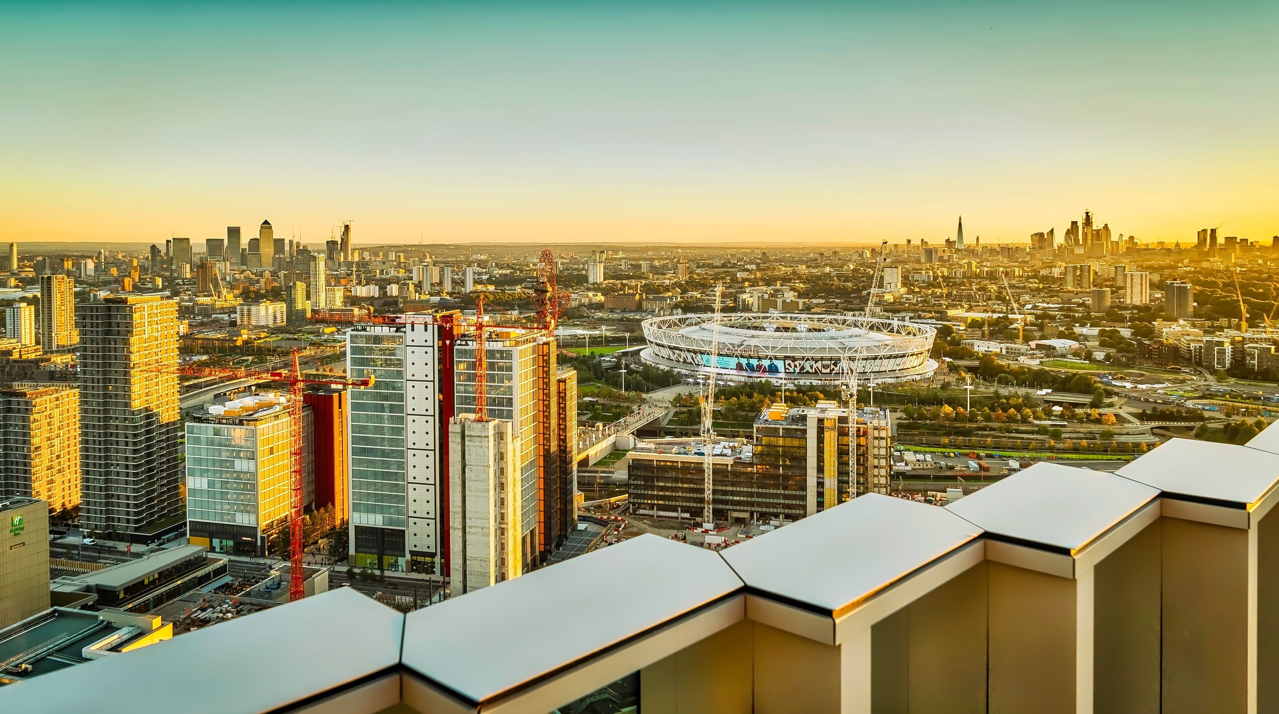 The iconic London skyline from the 36th floor of Manhattan Loft Gardens | © 2019 Frank Da Silva
