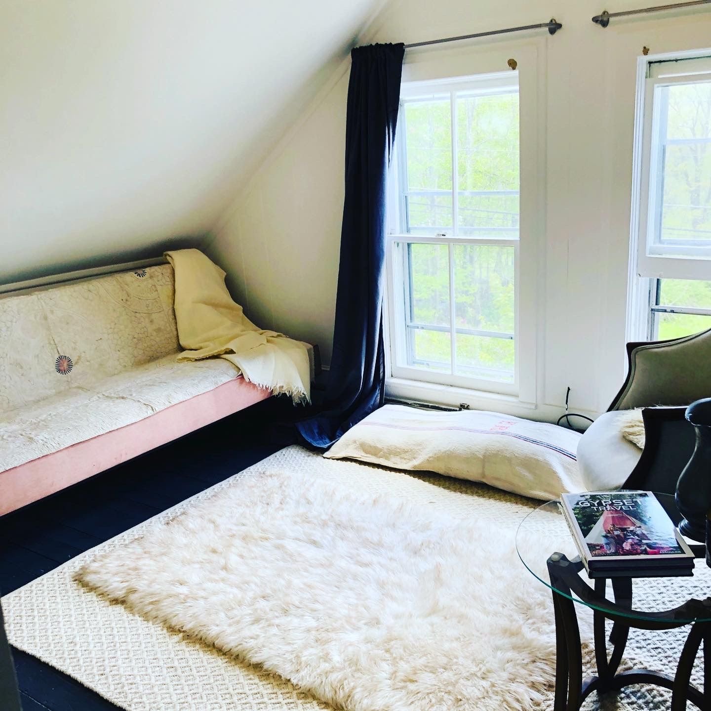 Apt 9 Living Room.jpeg