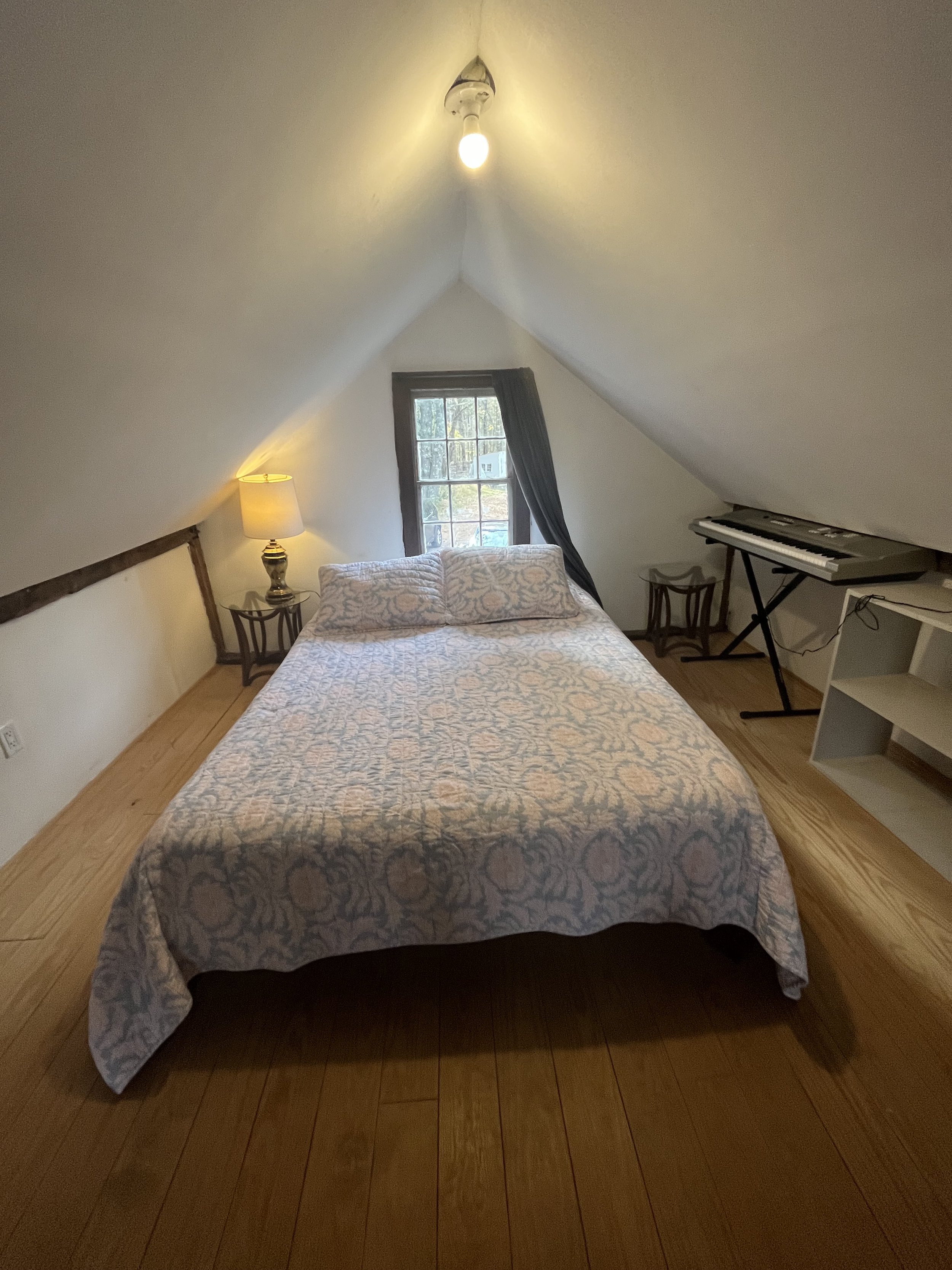 Bedroom.jpg