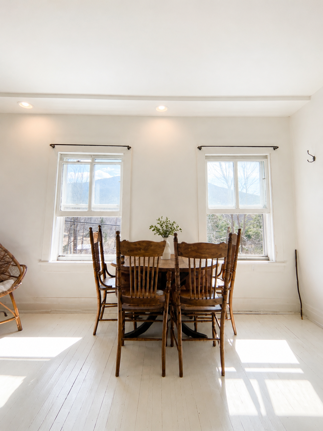 Apt 1 Airbnb Dining Table.png