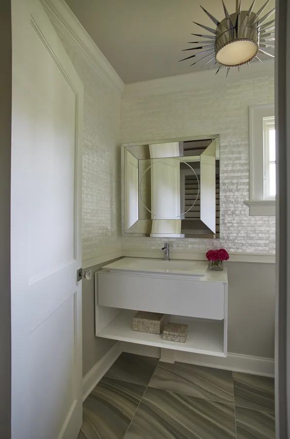Bathroom B.jpg