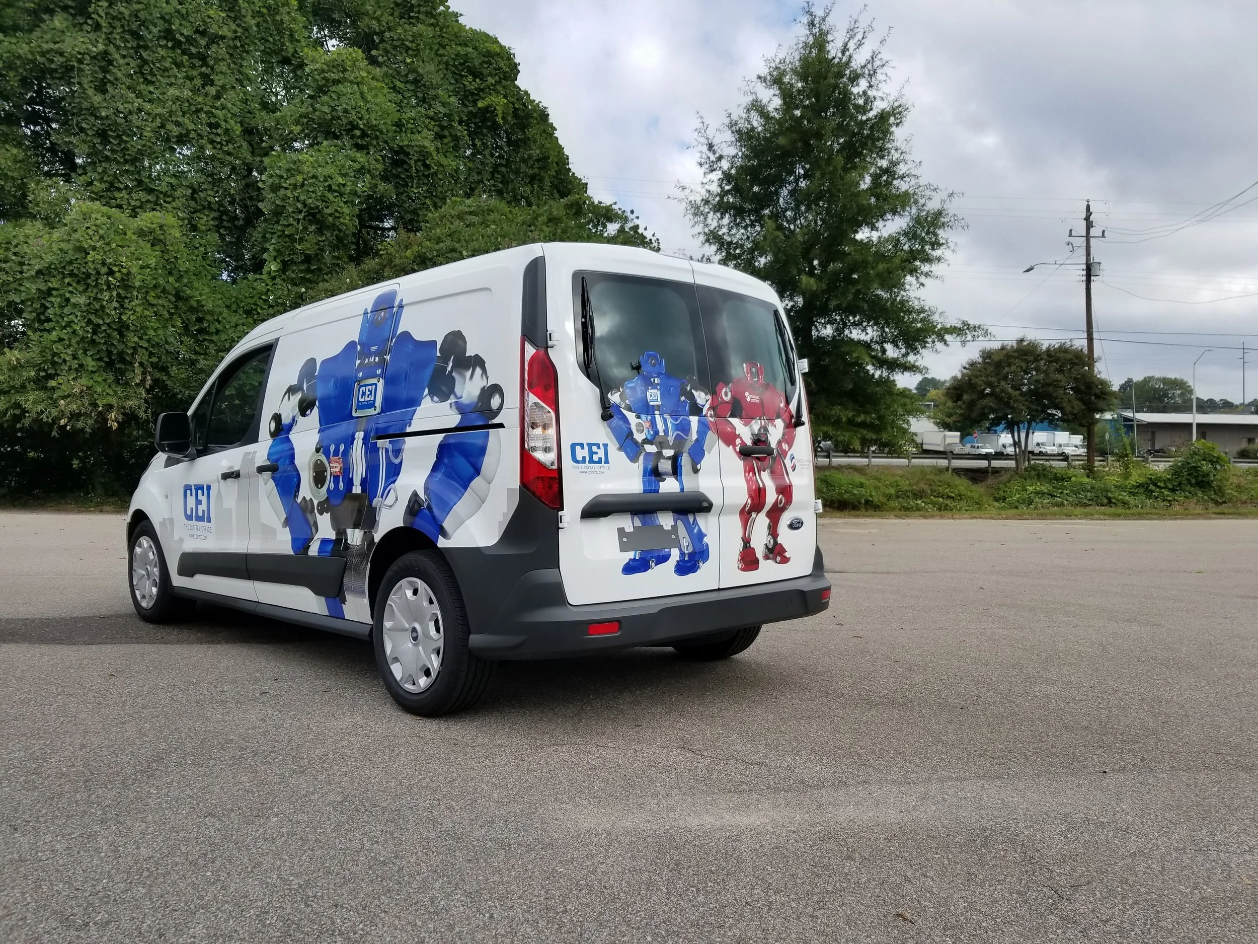 We have the capability to handle any fleet graphics project, big or small. See why the RTP area trusts Colorgraphic with any fleet graphics project.