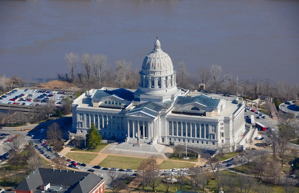 jefferson-city-91210_960_720.jpg