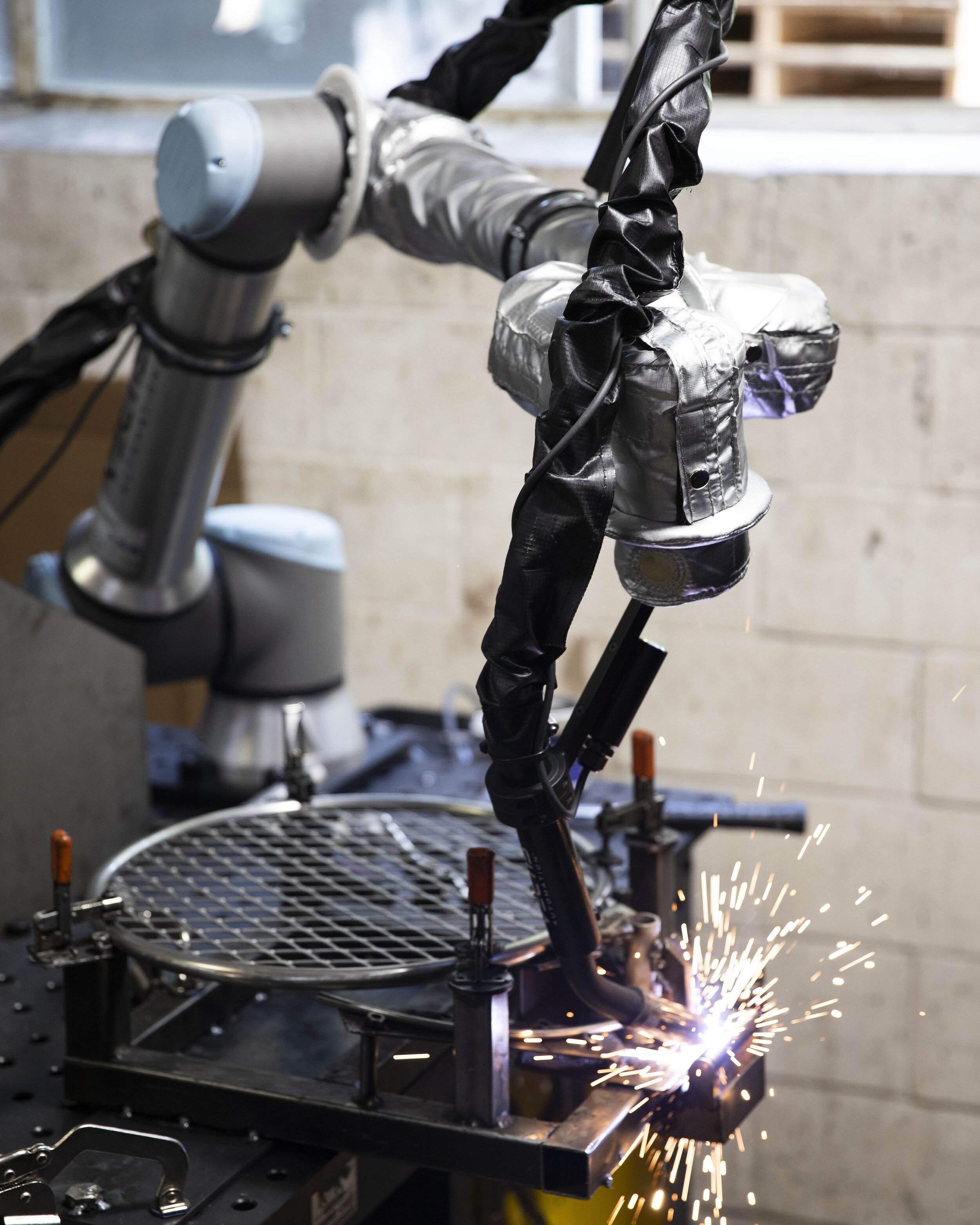 Vectis Automation Cobot Welding  in action - stainless