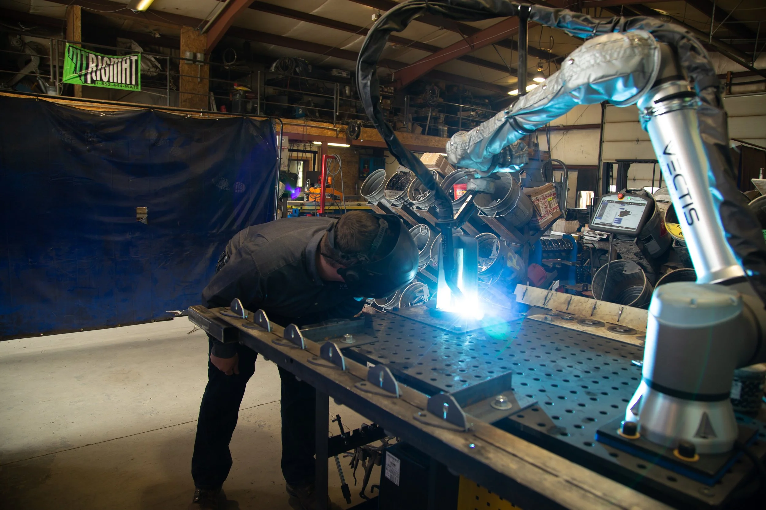 Vectis Automation inspects live weld at MT Solar facility