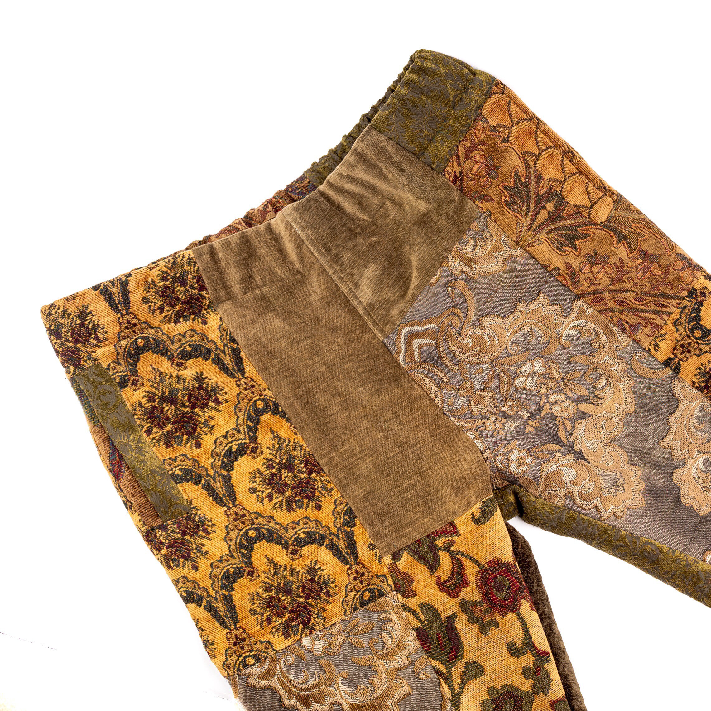 C9BECAFA-1057-4E27-BCC8-BFEFEA9FE2D1