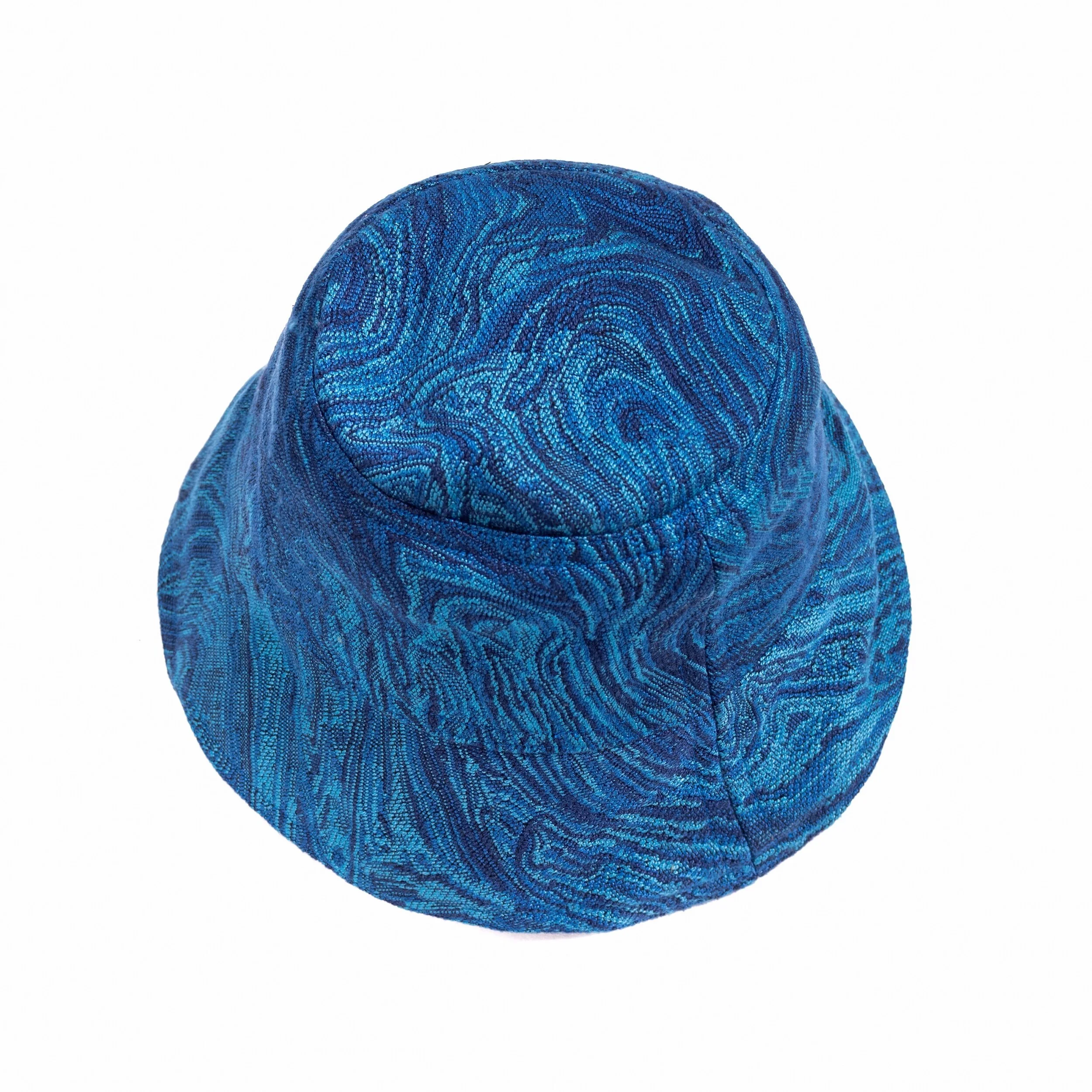 D6EEAC73-35B7-4FA2-93EA-556C51D04EB4