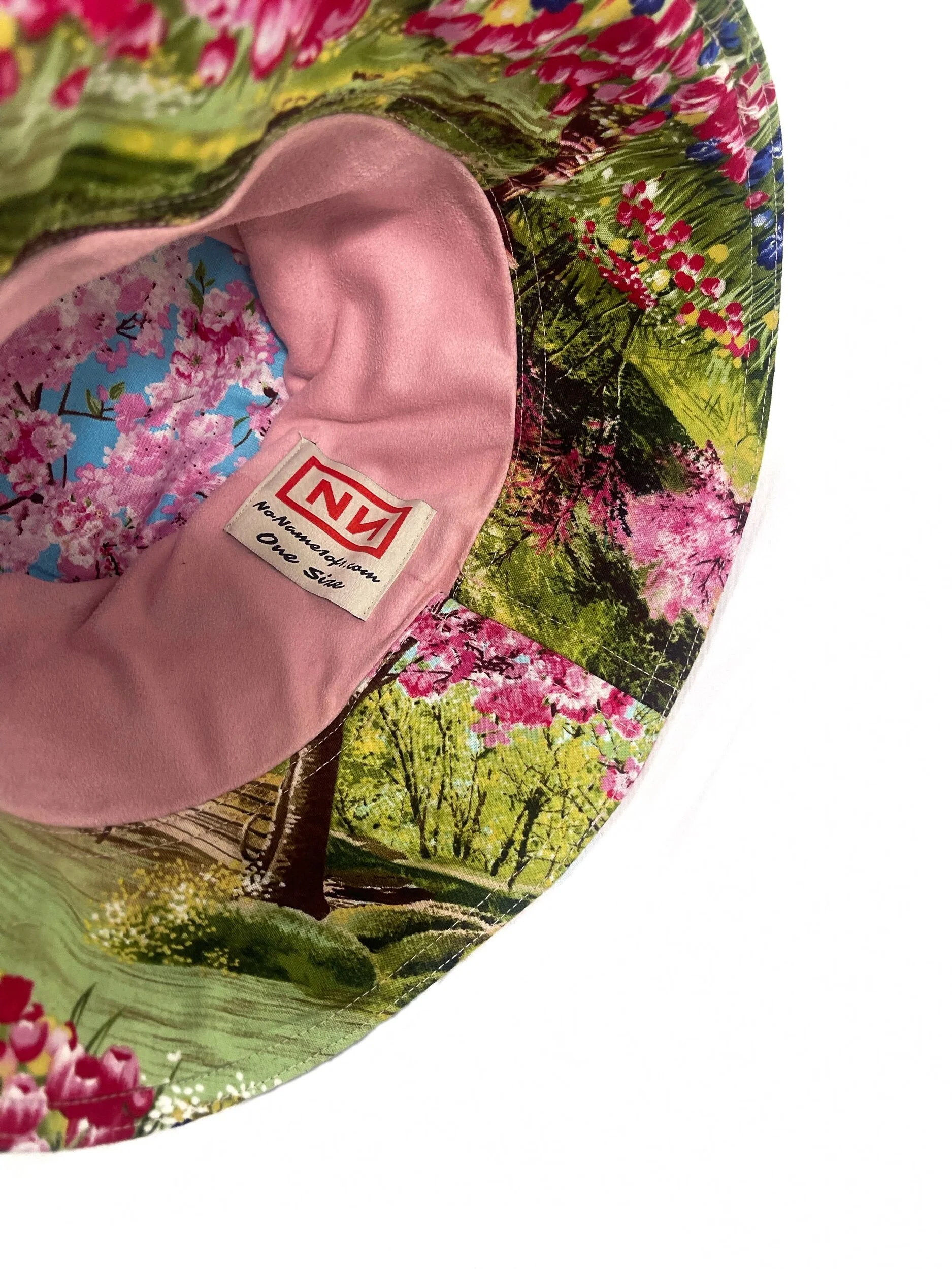 81CD15D2-21FE-4ABD-802A-66115318969A