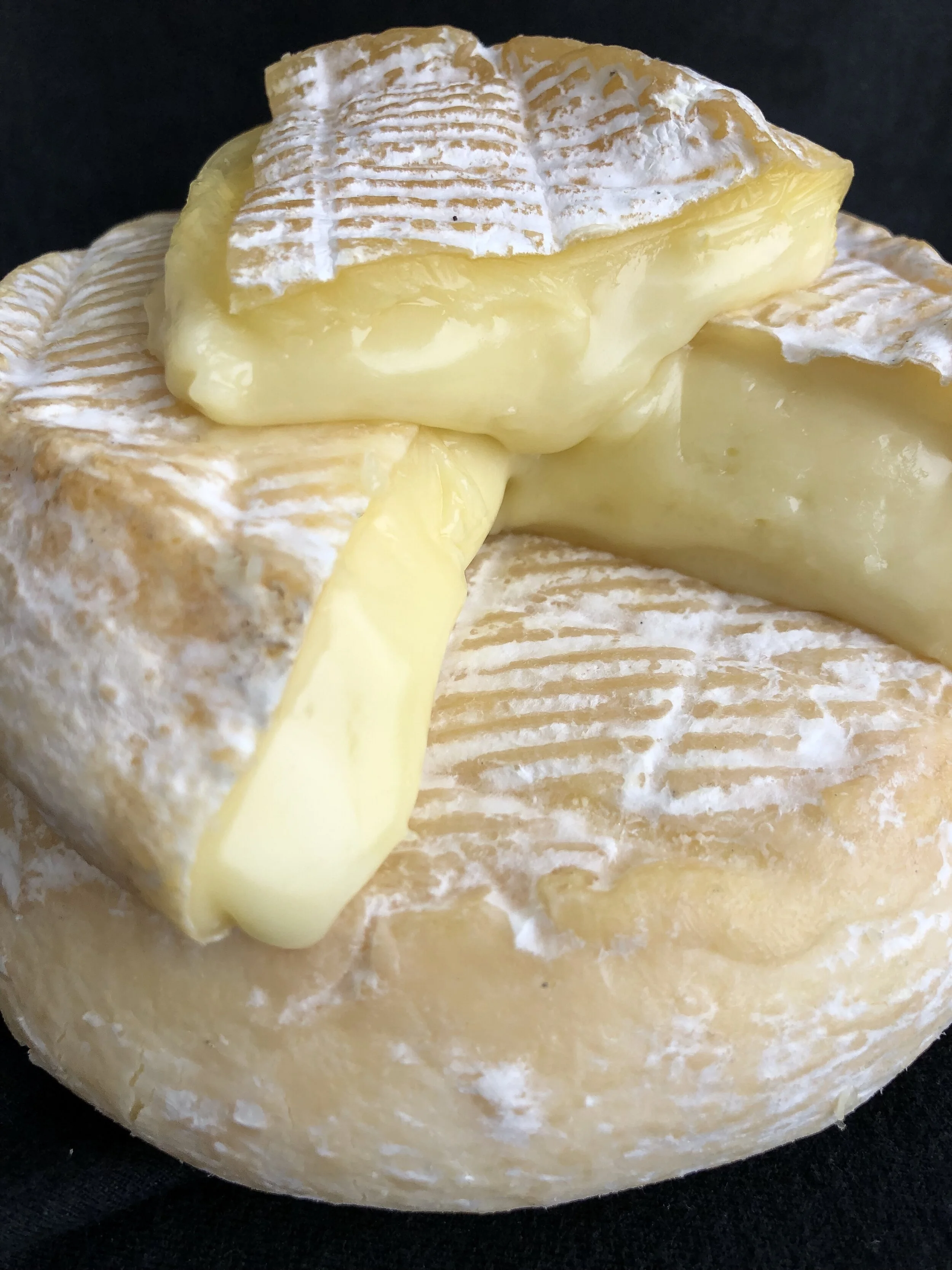 Farmstead Cheese — High Lawn Farm